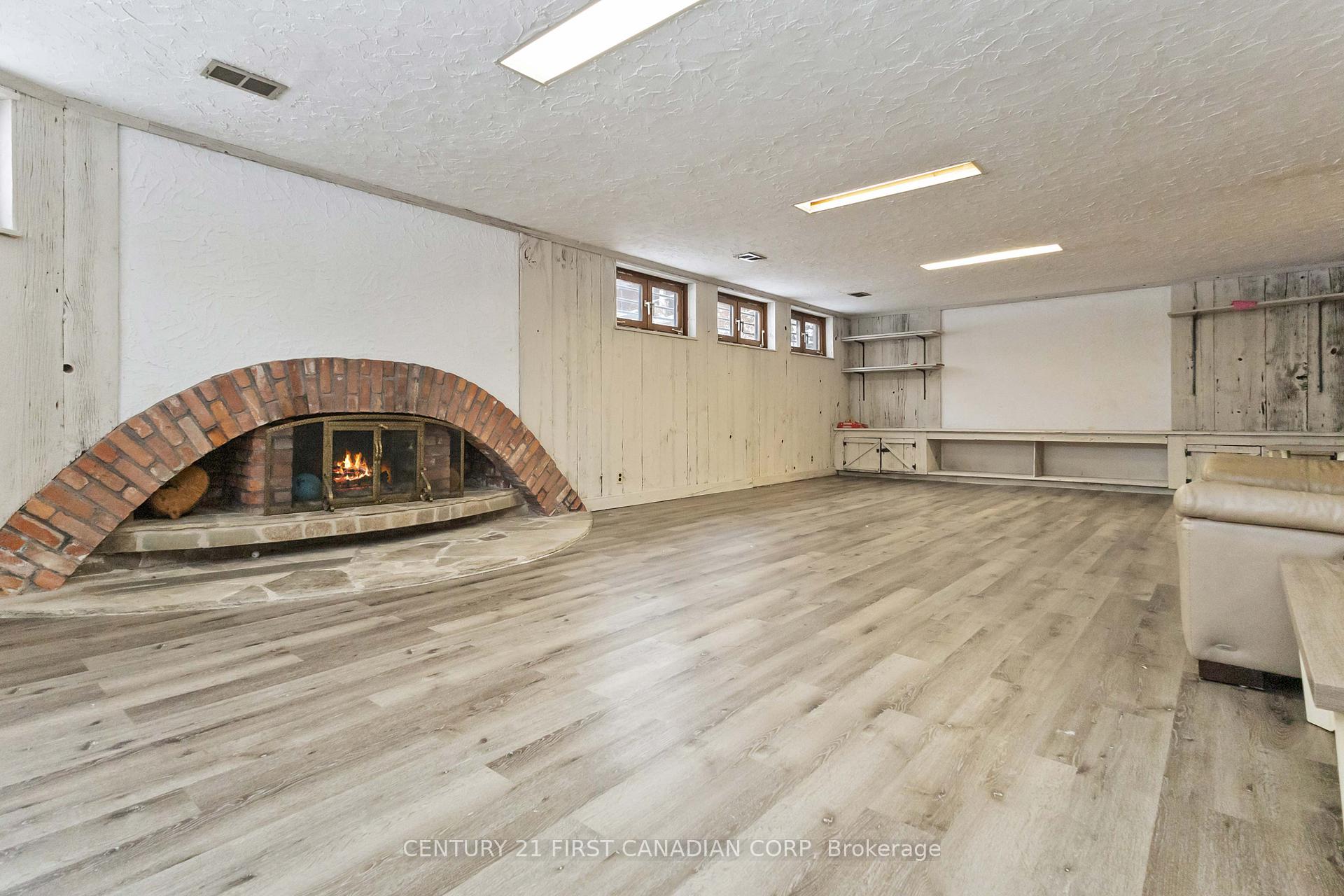 Photo 36 of 239 Woodworth Crescent, St. Thomas — HOMEH