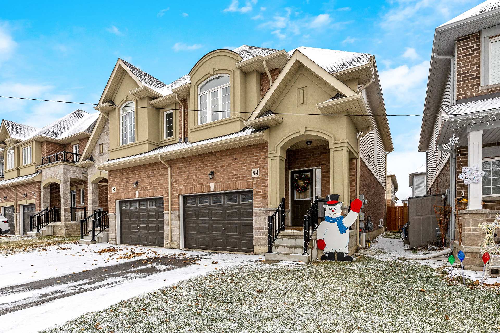 Photo 2 of 84 Bobolink Road, Hamilton, Bruleville — HOMEH