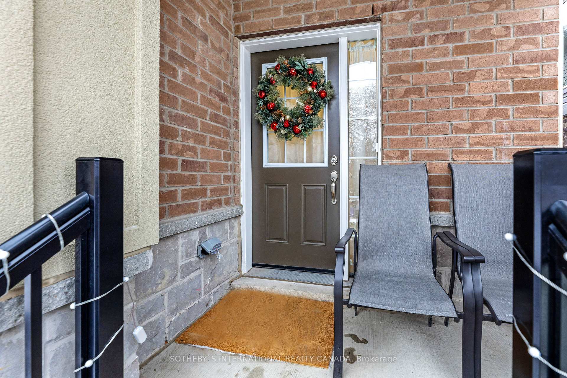 Photo 4 of 84 Bobolink Road, Hamilton, Bruleville — HOMEH