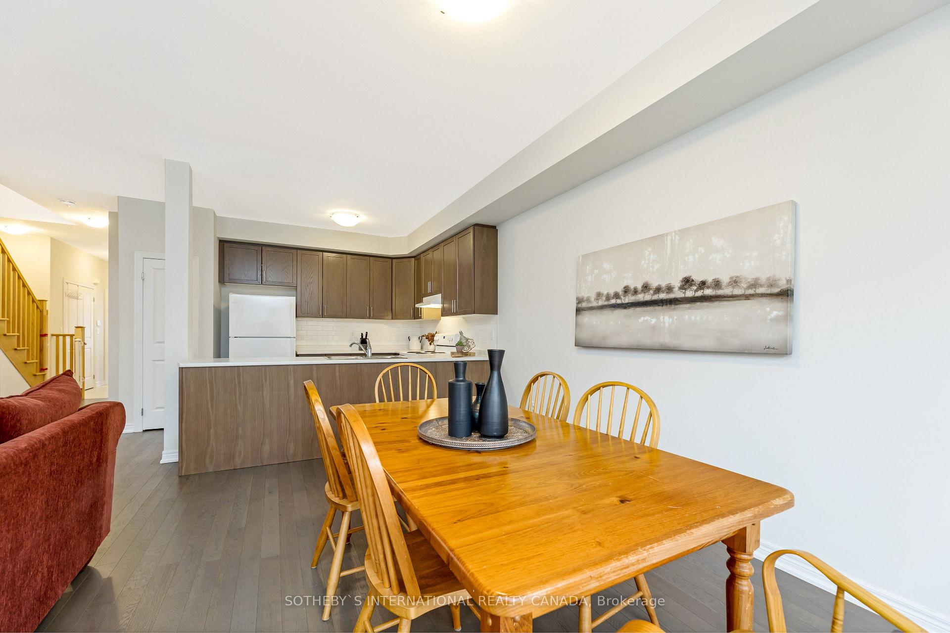 Photo 11 of 84 Bobolink Road, Hamilton, Bruleville — HOMEH
