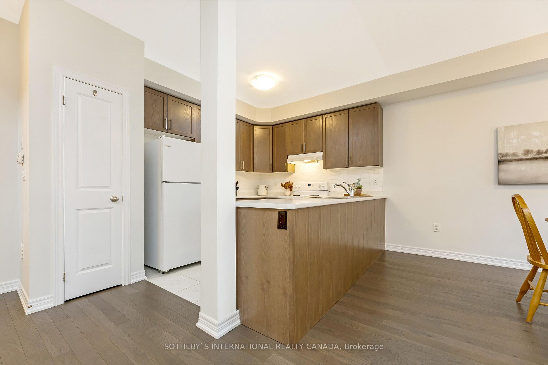Photo 12 of 84 Bobolink Road, Hamilton, Bruleville — HOMEH