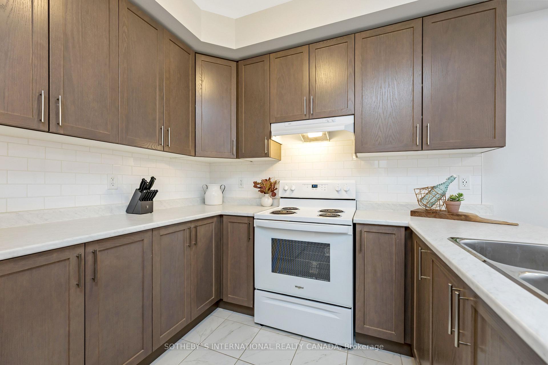 Photo 14 of 84 Bobolink Road, Hamilton, Bruleville — HOMEH