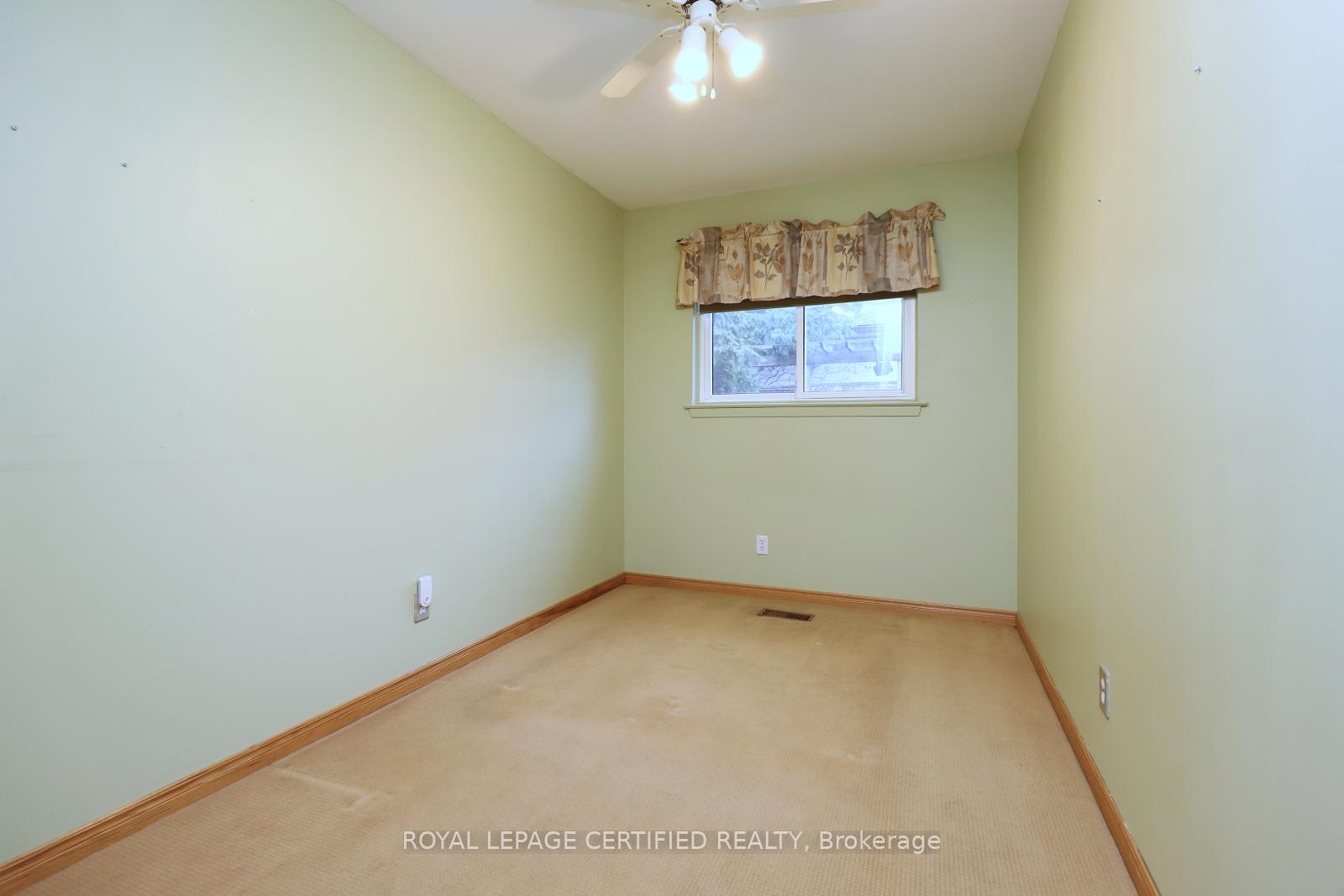 Photo 20 of 35 Ladore Drive, Brampton, Brampton South — HOMEH