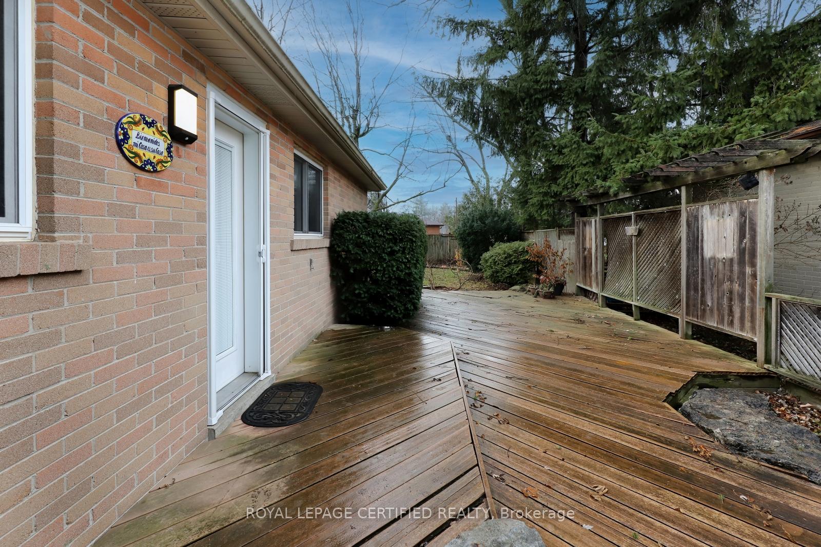 Photo 28 of 35 Ladore Drive, Brampton, Brampton South — HOMEH