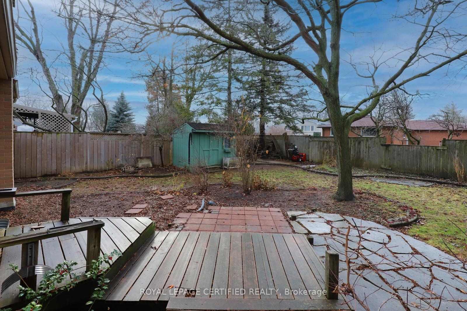 Photo 29 of 35 Ladore Drive, Brampton, Brampton South — HOMEH