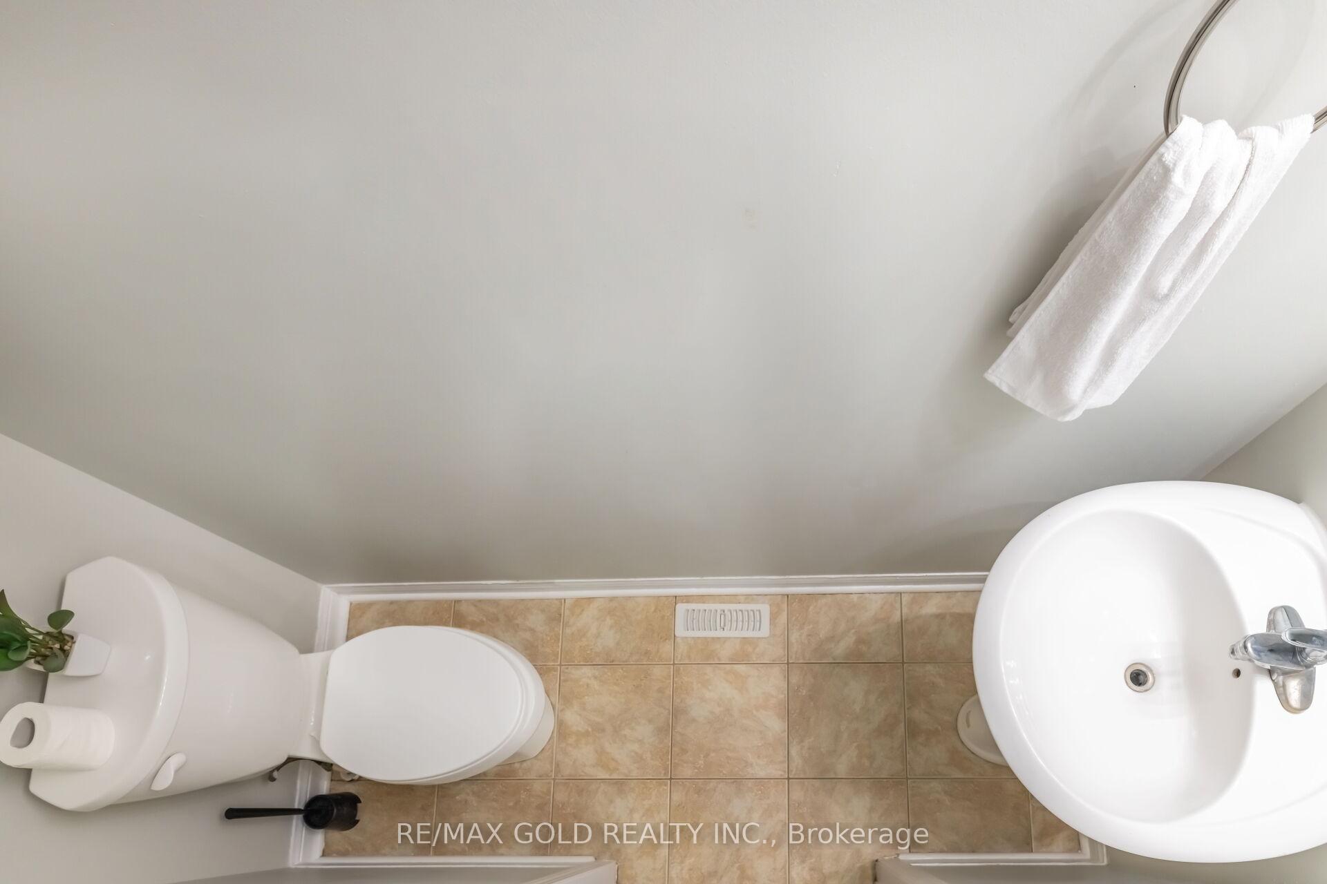 Photo 61 of 210 Owlridge Drive, Brampton, Credit Valley — HOMEH