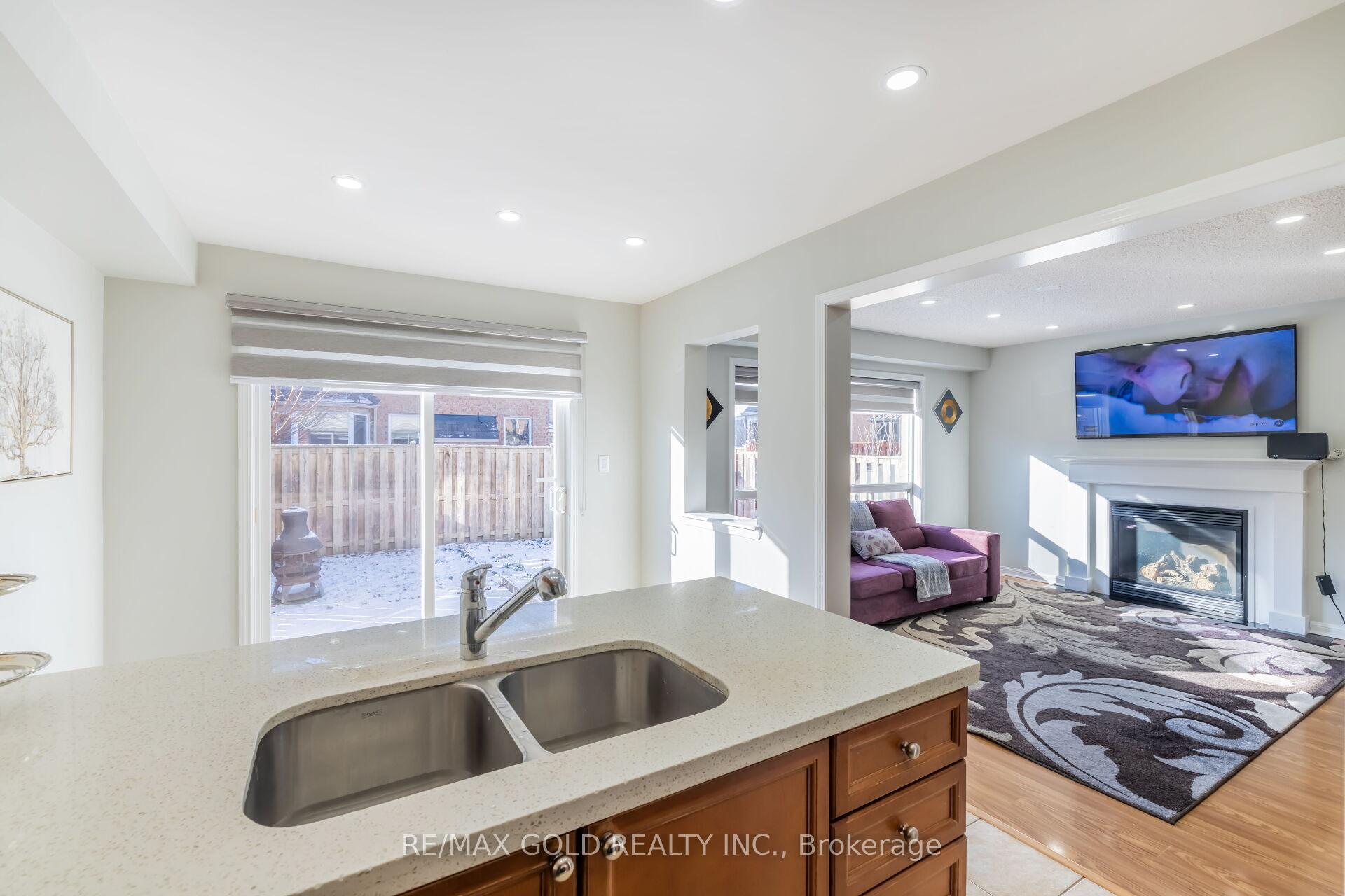 Photo 18 of 210 Owlridge Drive, Brampton, Credit Valley — HOMEH