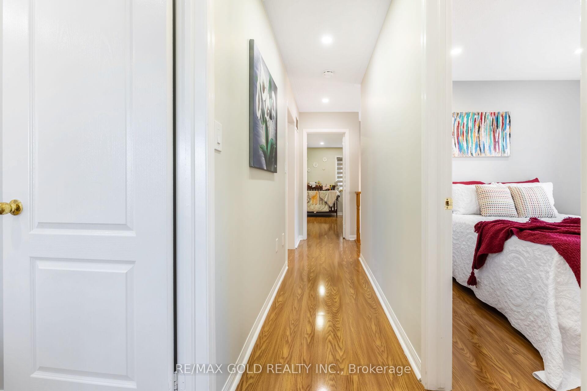 Photo 45 of 210 Owlridge Drive, Brampton, Credit Valley — HOMEH