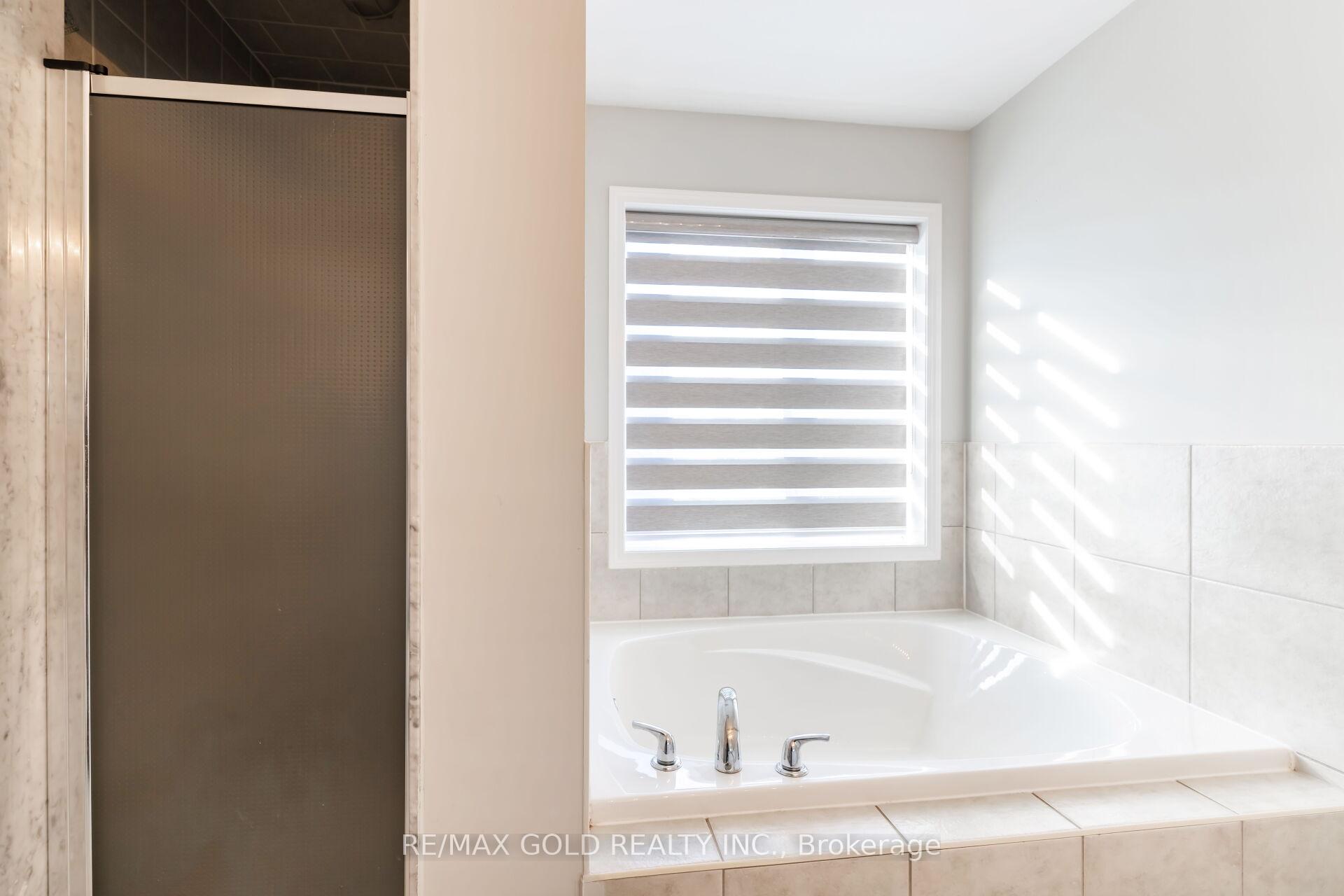 Photo 50 of 210 Owlridge Drive, Brampton, Credit Valley — HOMEH