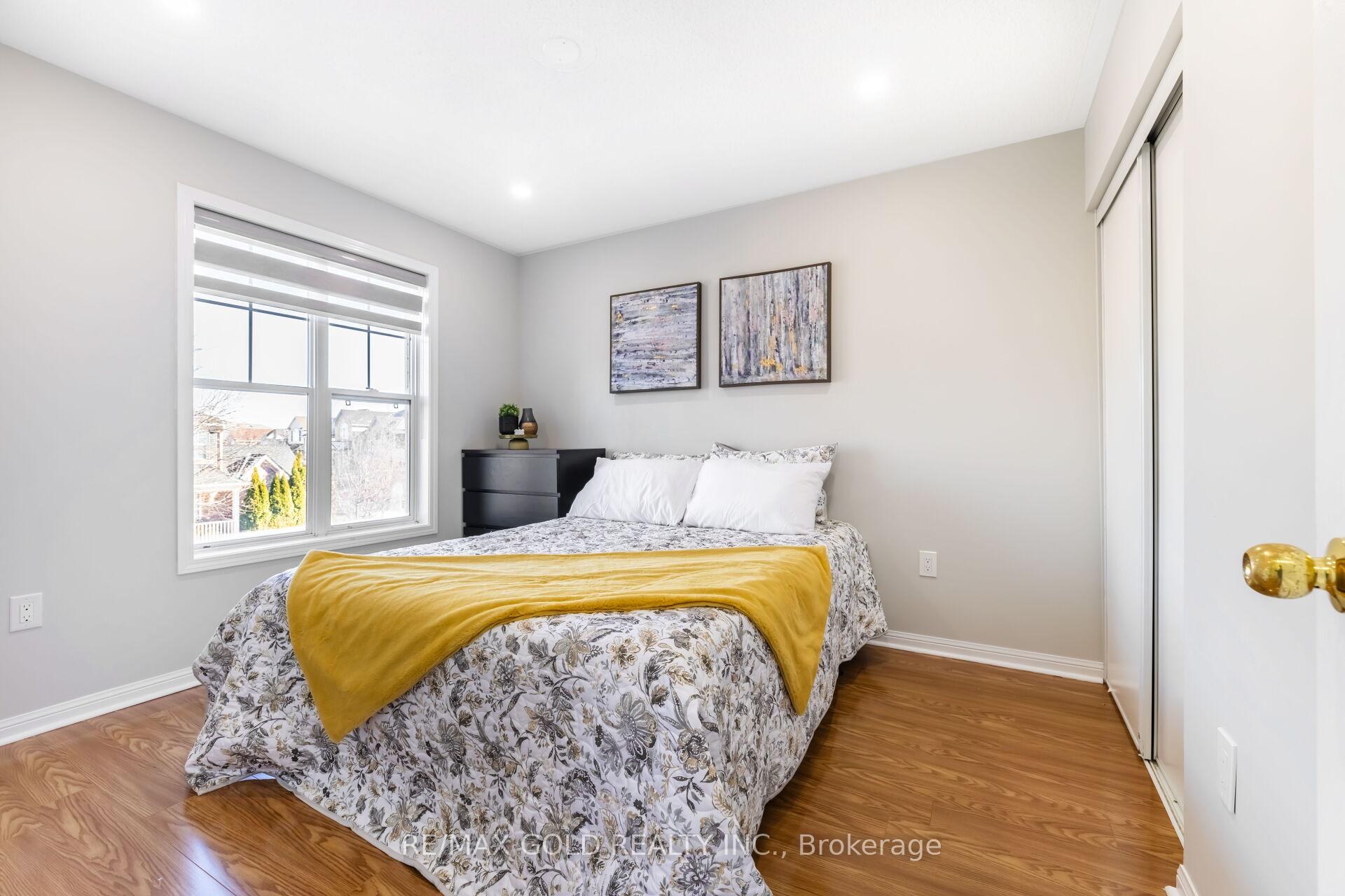 Photo 53 of 210 Owlridge Drive, Brampton, Credit Valley — HOMEH