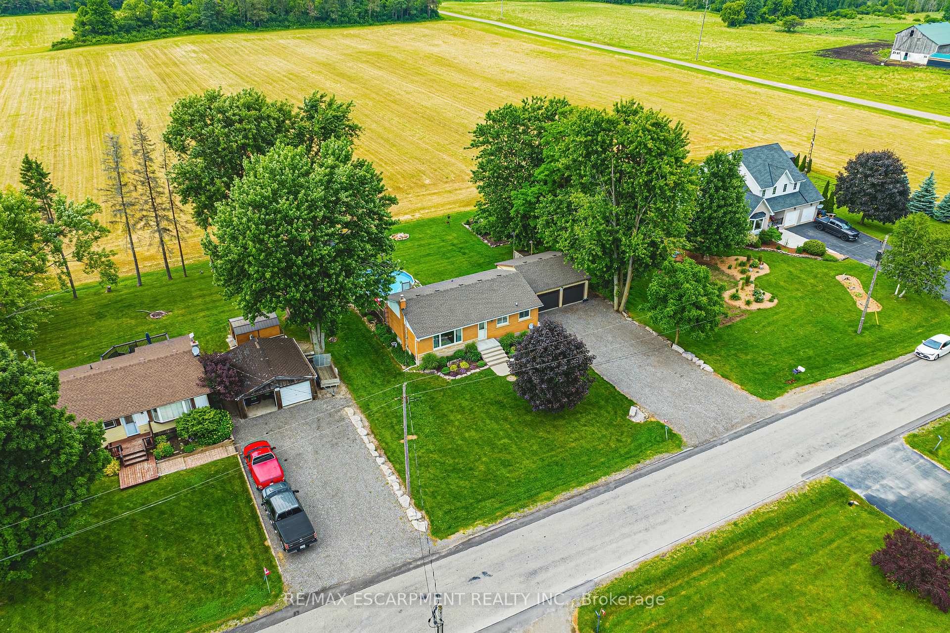 Photo 35 of 1451 6th Con Road W, Hamilton, Rural Flamborough — HOMEH