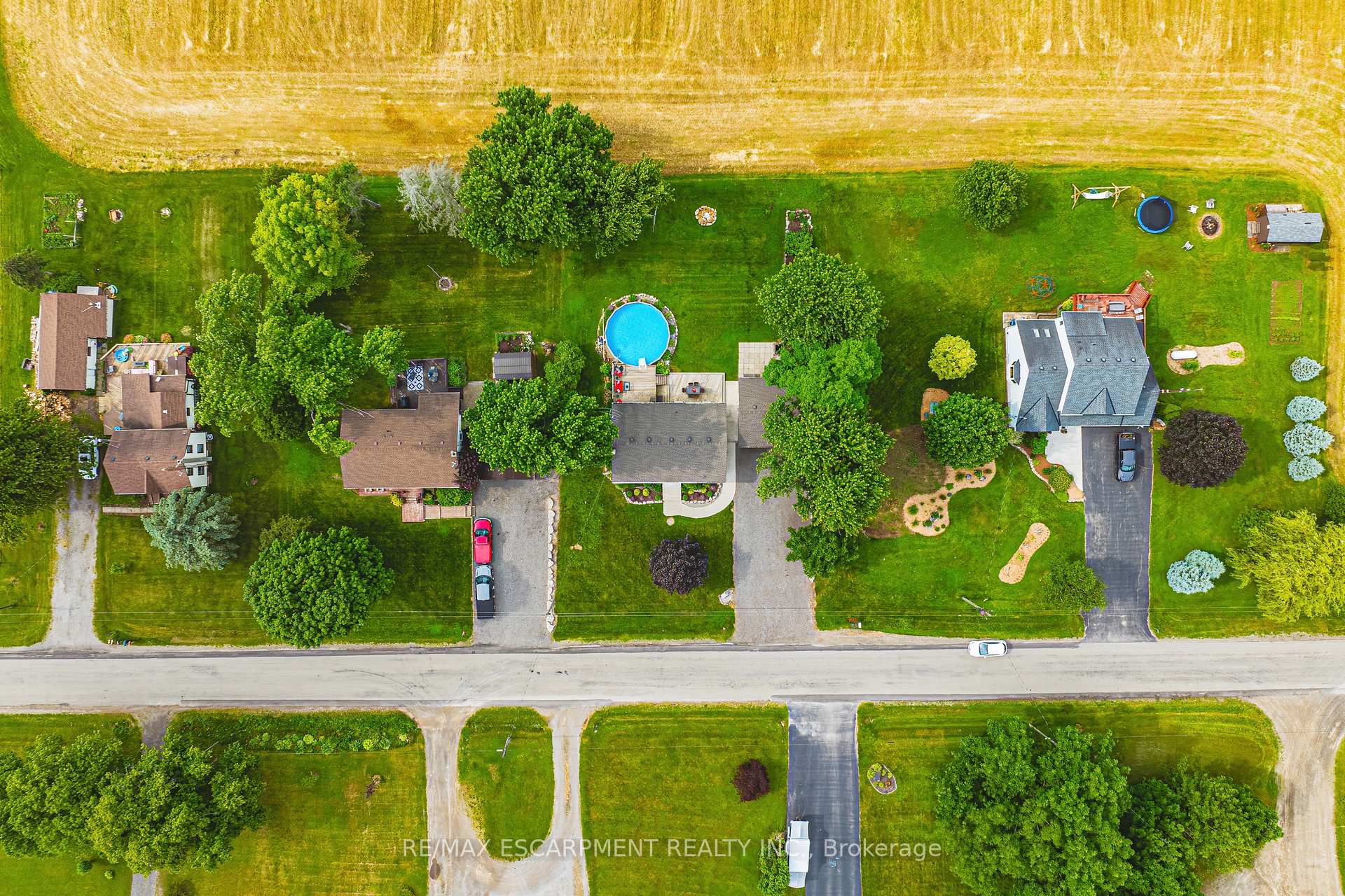 Photo 36 of 1451 6th Con Road W, Hamilton, Rural Flamborough — HOMEH