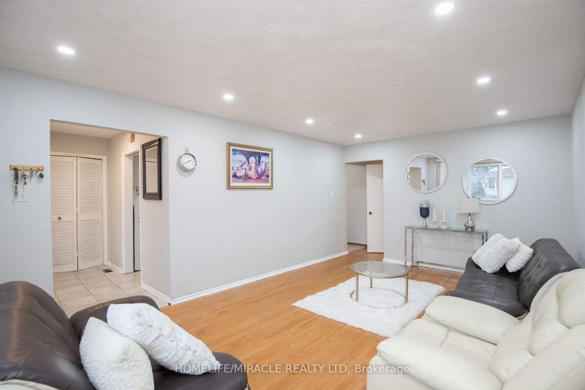 Photo 11 of 6 Glenmurray Court S, Hamilton, Red Hill — HOMEH