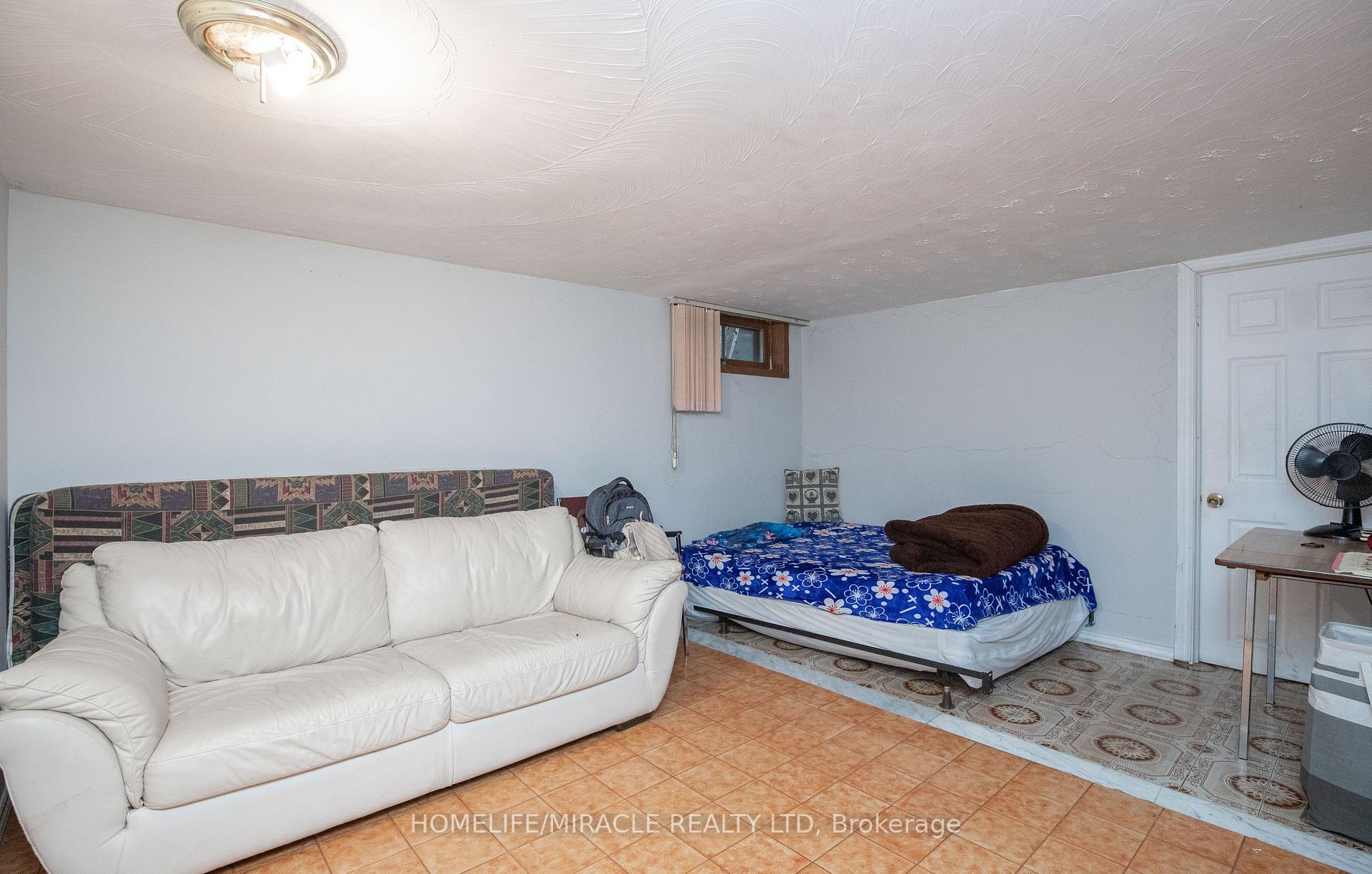 Photo 23 of 6 Glenmurray Court S, Hamilton, Red Hill — HOMEH