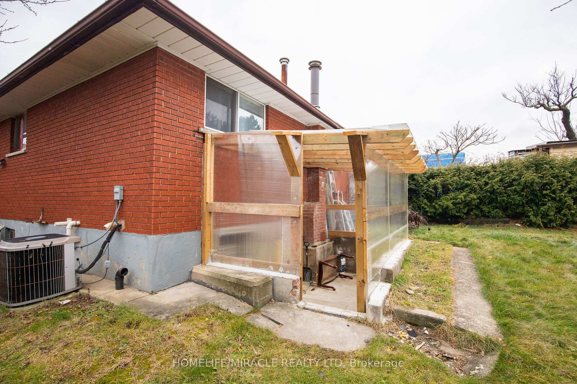 Photo 35 of 6 Glenmurray Court S, Hamilton, Red Hill — HOMEH