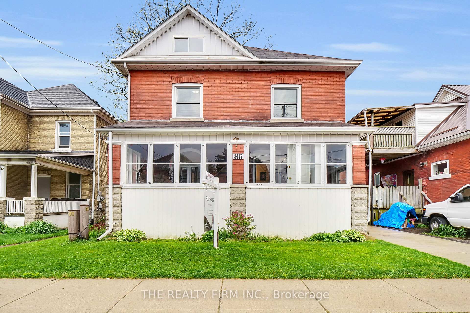 Front of 86 Kains Street