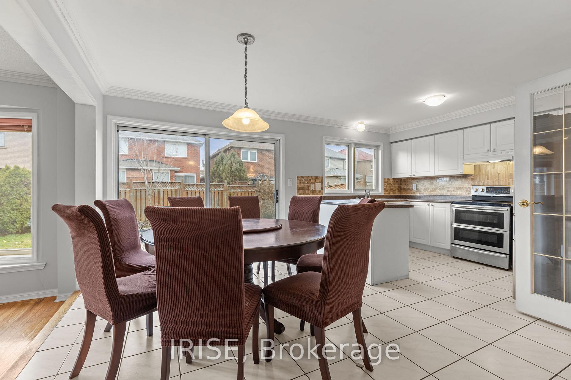 Photo 9 of 185 Mountainberry Road, Brampton, Sandringham-Wellington — HOMEH