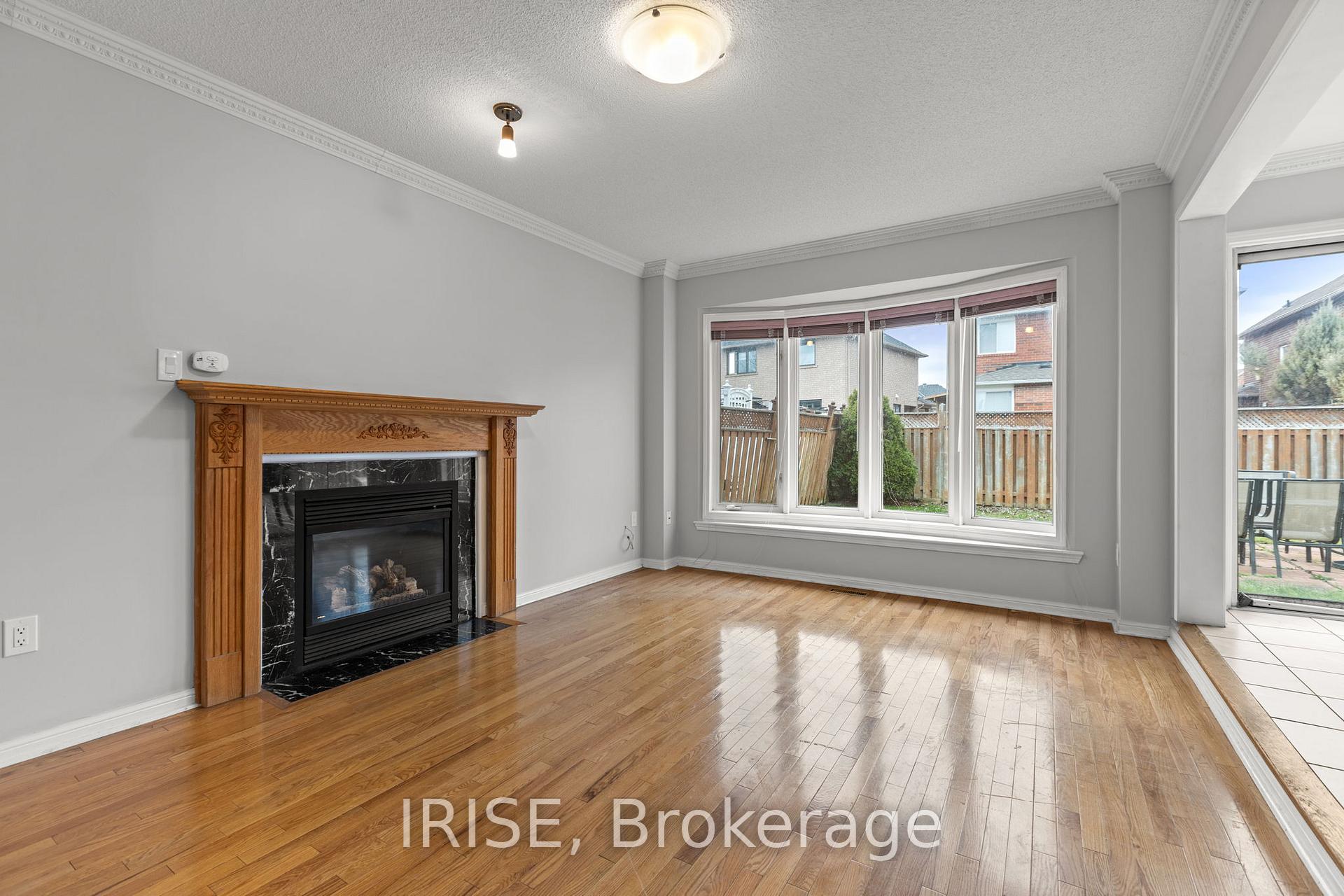 Photo 12 of 185 Mountainberry Road, Brampton, Sandringham-Wellington — HOMEH