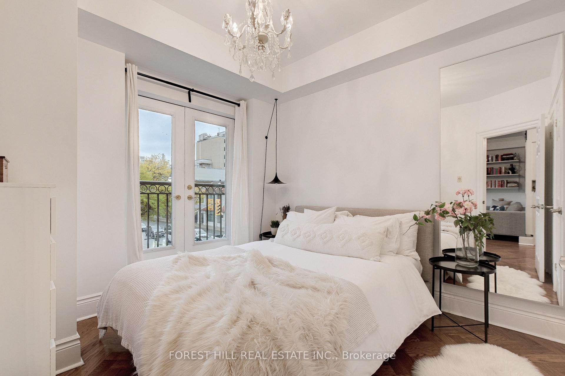 Photo 12 of Unit 307, 120 Lombard Street, Toronto, Church-Yonge Corridor — HOMEH