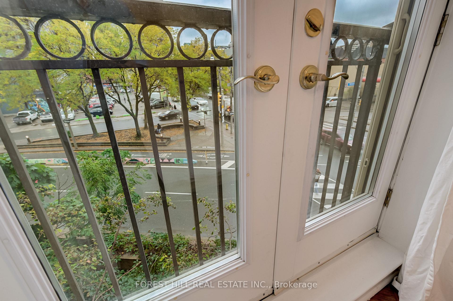 Photo 14 of Unit 307, 120 Lombard Street, Toronto, Church-Yonge Corridor — HOMEH
