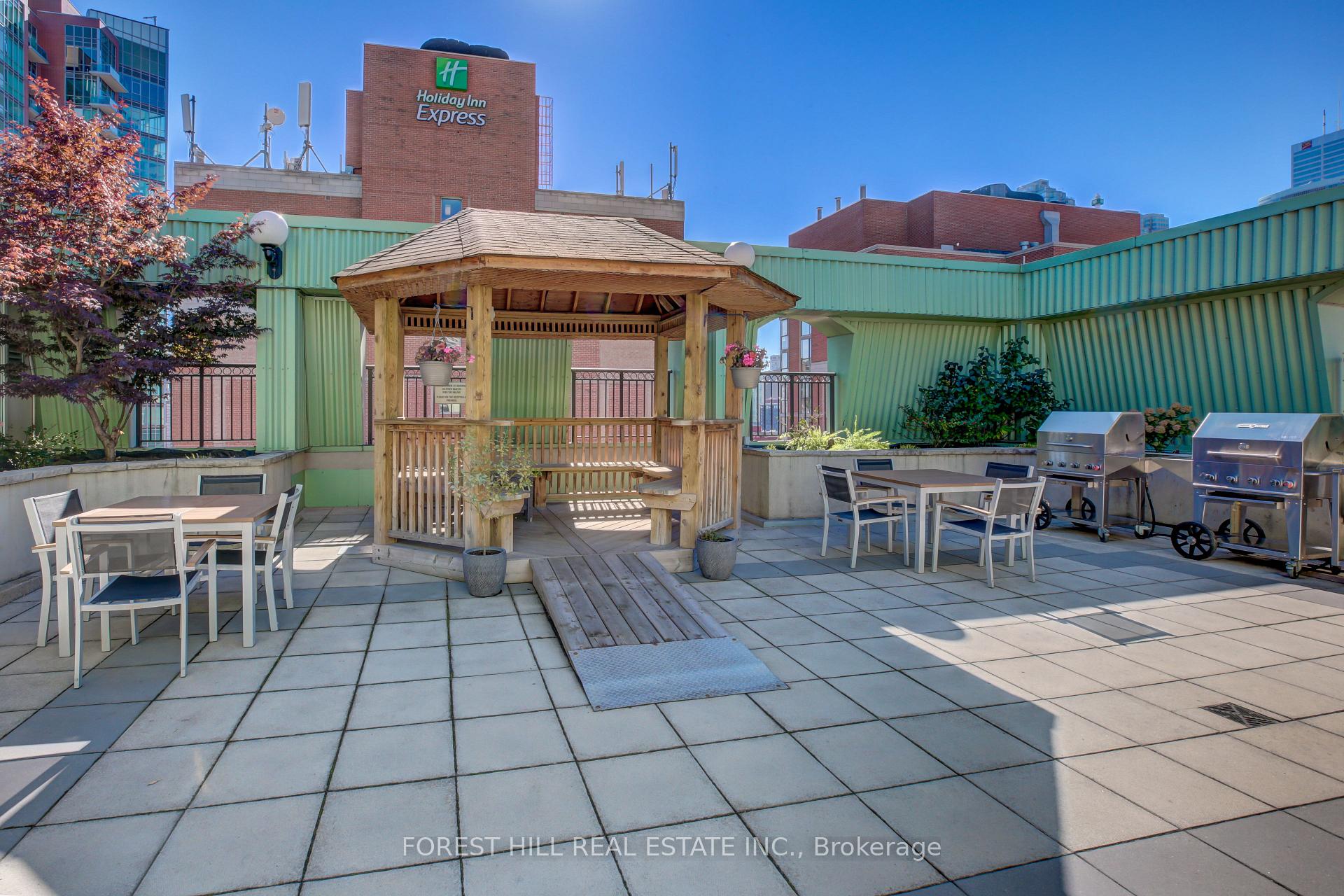 Photo 13 of Unit 307, 120 Lombard Street, Toronto, Church-Yonge Corridor — HOMEH
