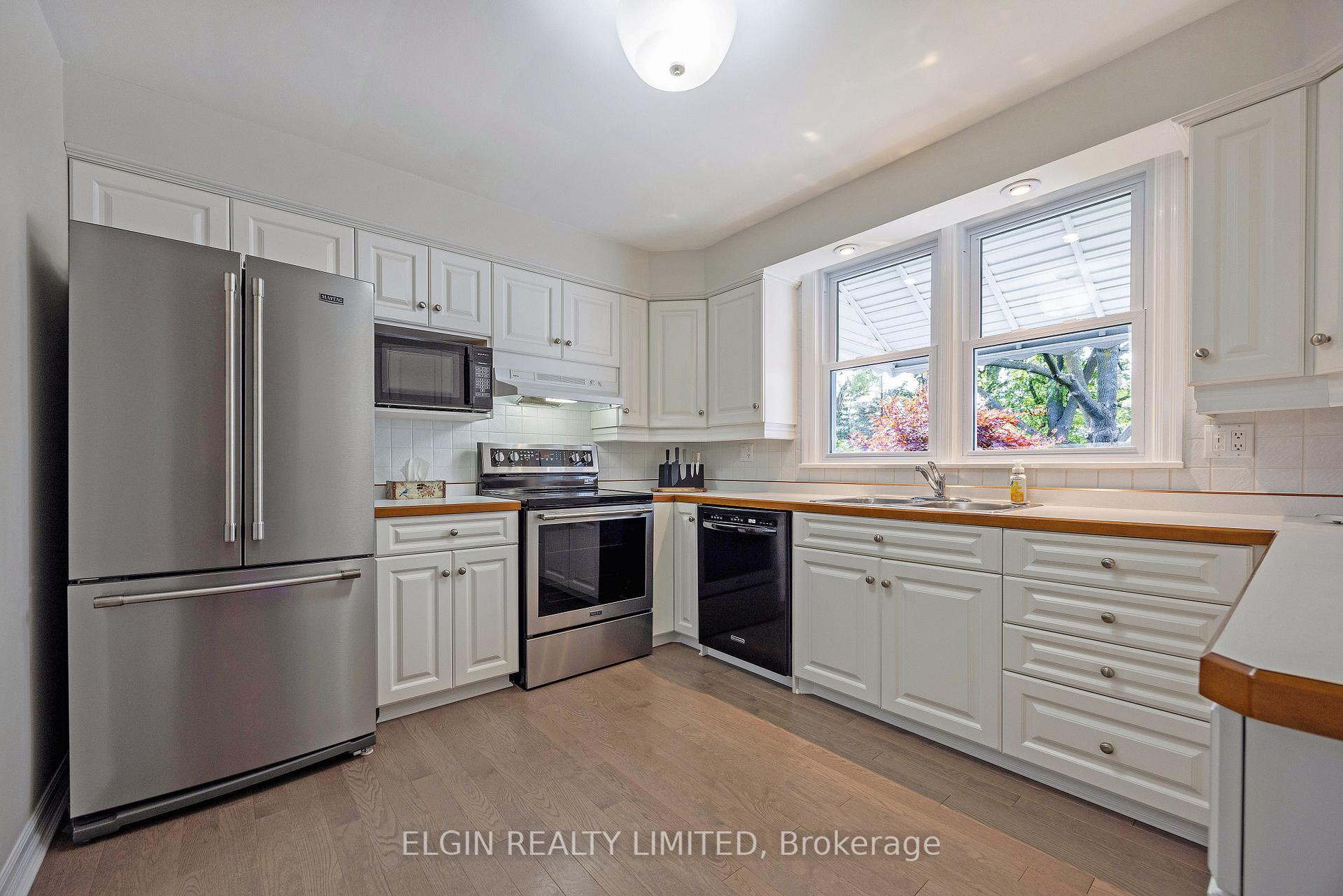 Photo 16 of 22 Fairview Avenue, St. Thomas — HOMEH