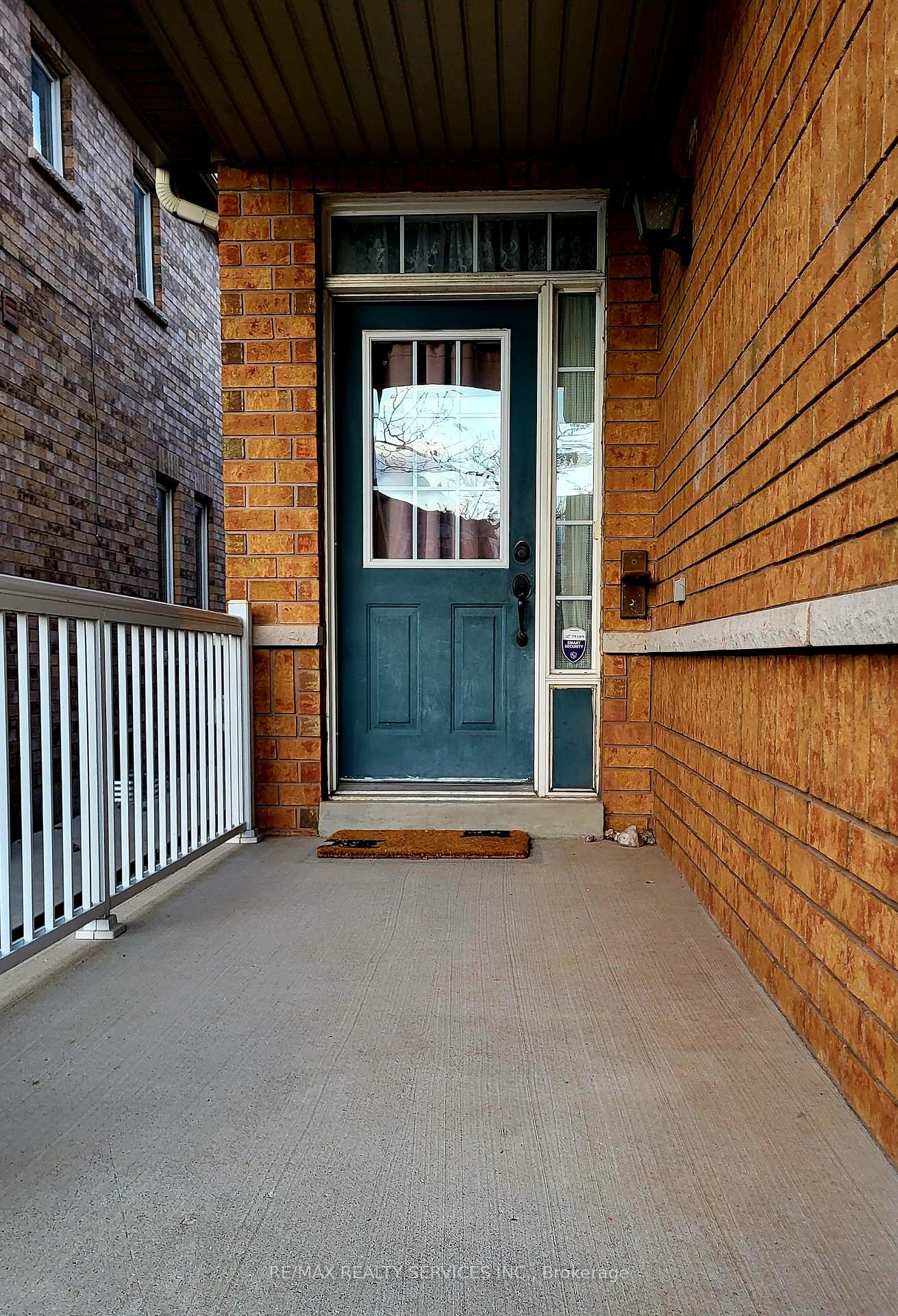 Photo 2 of 64 Harbourtown Crescent, Brampton, Madoc — HOMEH