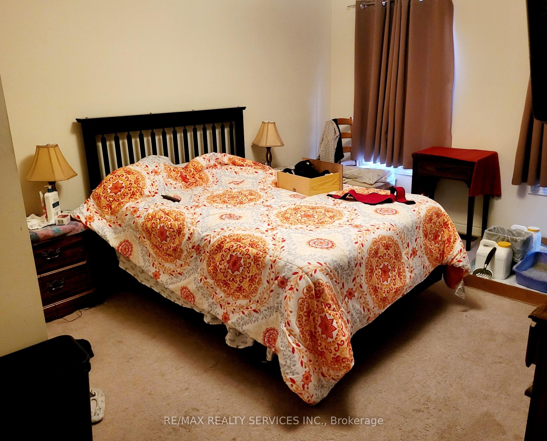 Photo 6 of 64 Harbourtown Crescent, Brampton, Madoc — HOMEH