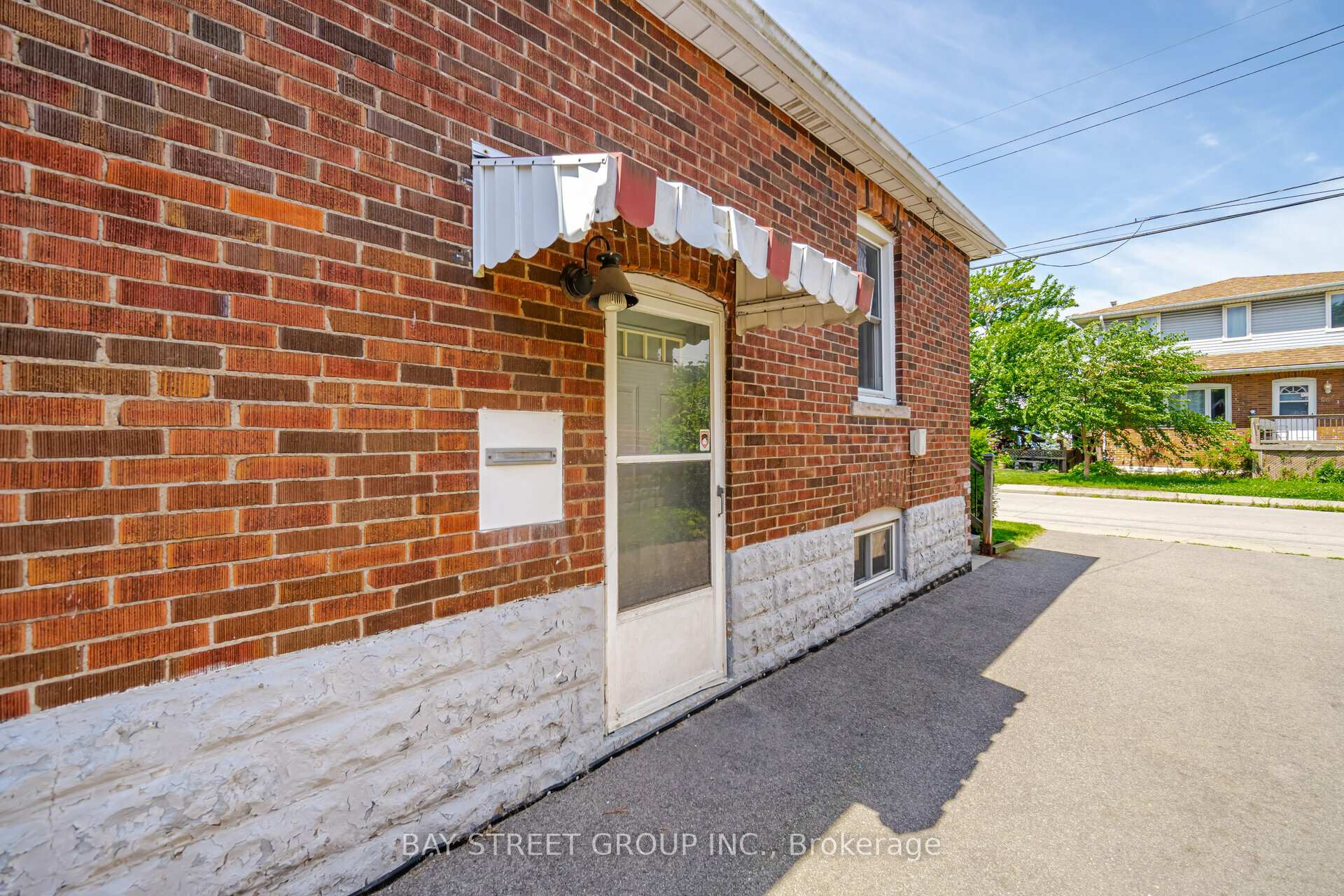 Photo 57 of 81 East 11th Street, Hamilton, Inch Park — HOMEH
