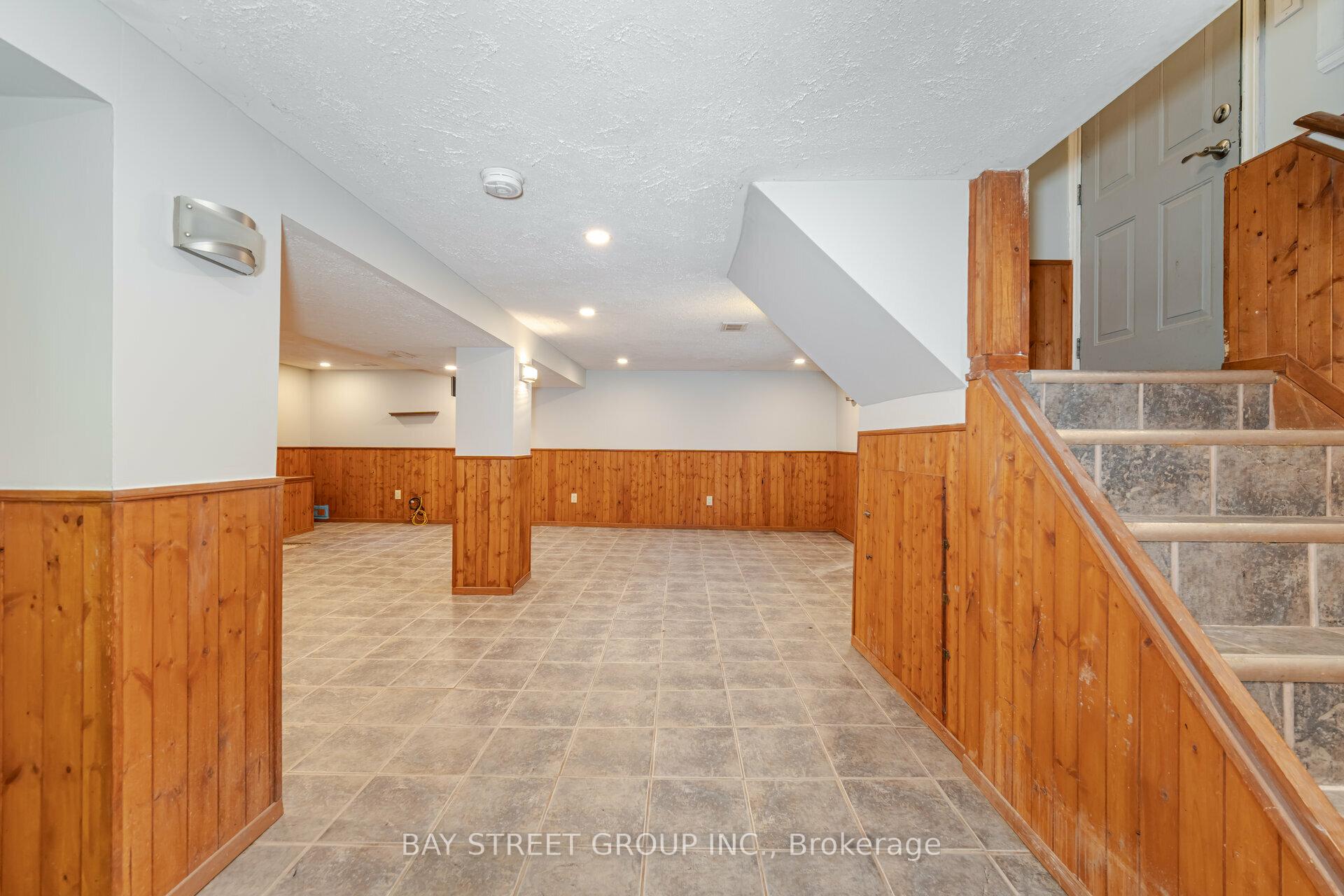 Photo 40 of 81 East 11th Street, Hamilton, Inch Park — HOMEH