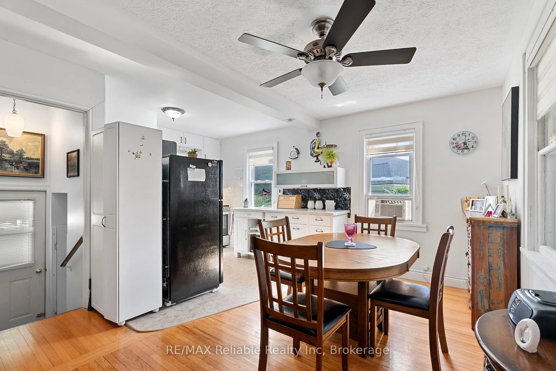 Photo 8 of 125 North Street S, Central Huron, Clinton — HOMEH