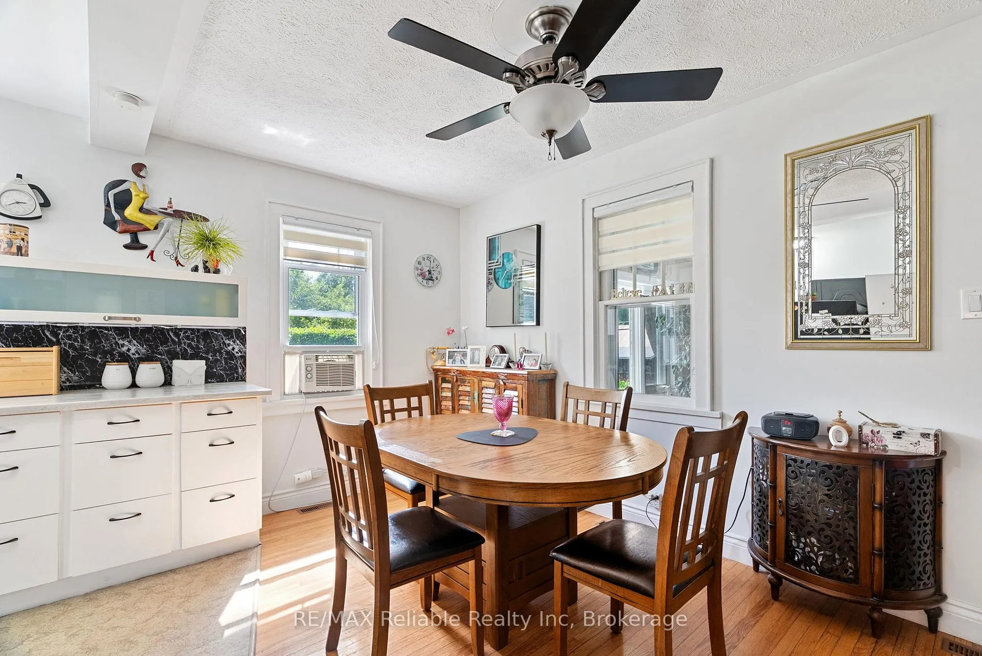 Photo 9 of 125 North Street S, Central Huron, Clinton — HOMEH