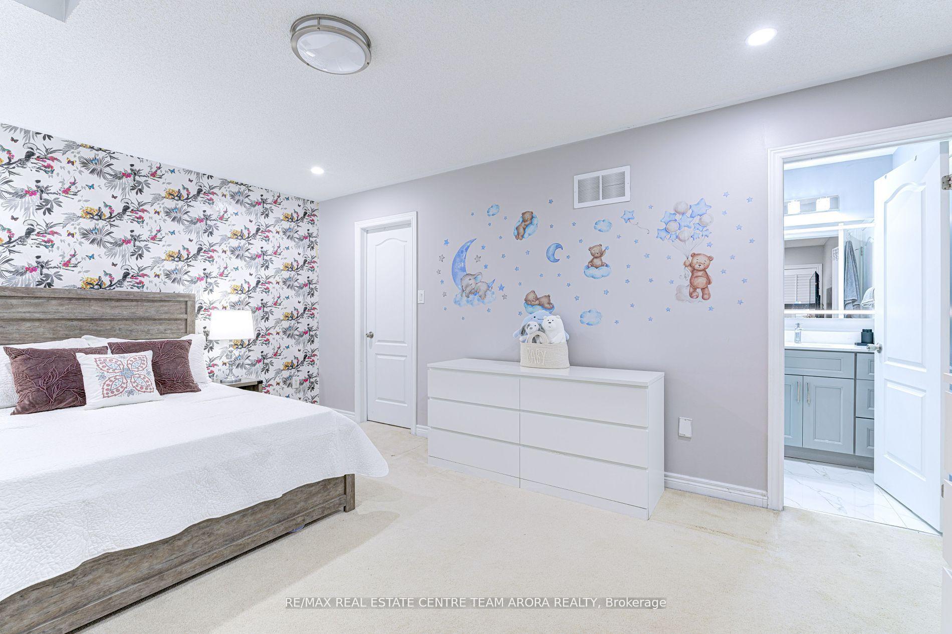 Photo 25 of 17 Junetown Circle, Brampton, Credit Valley — HOMEH