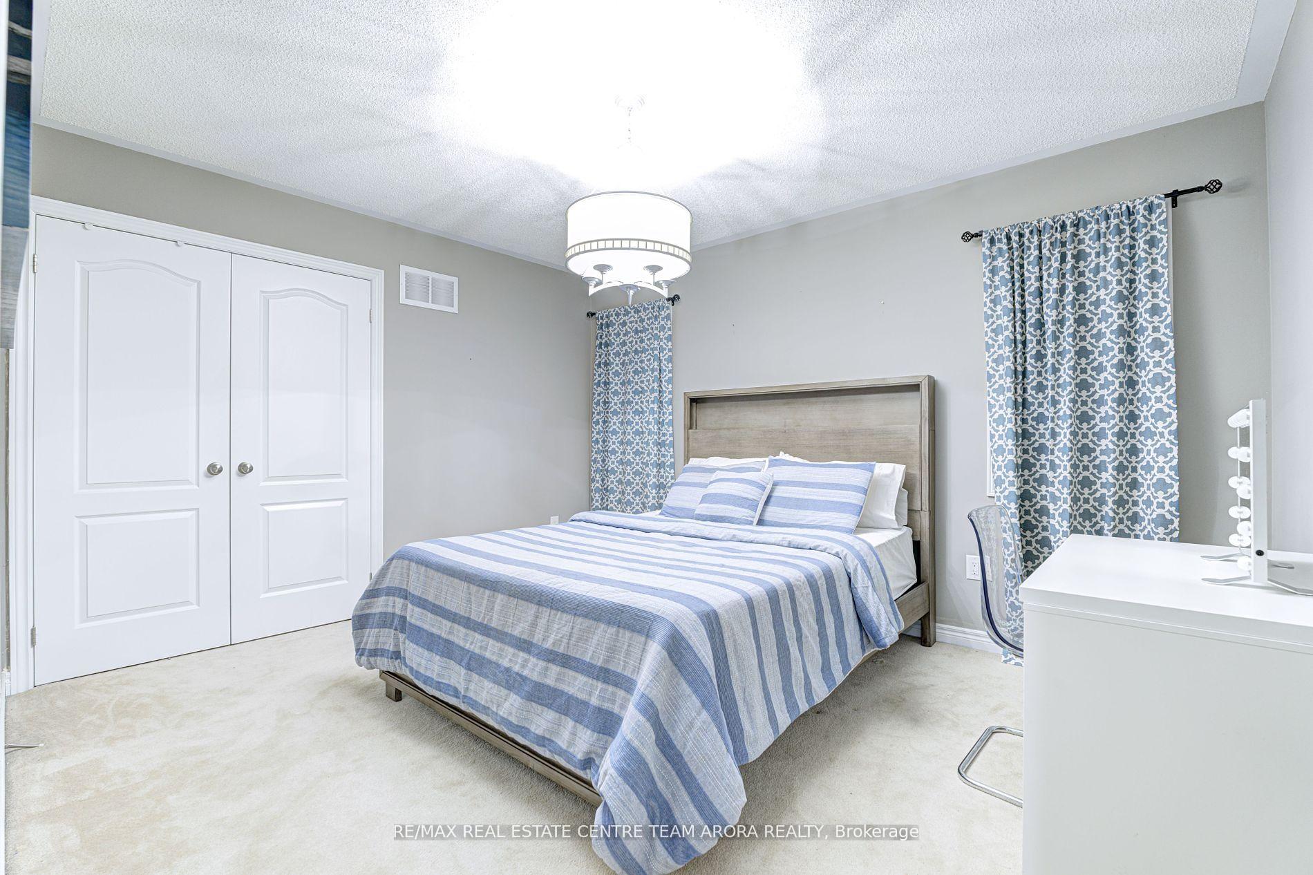 Photo 27 of 17 Junetown Circle, Brampton, Credit Valley — HOMEH