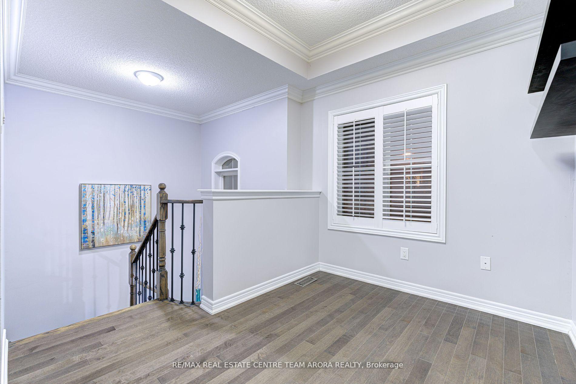 Photo 32 of 17 Junetown Circle, Brampton, Credit Valley — HOMEH