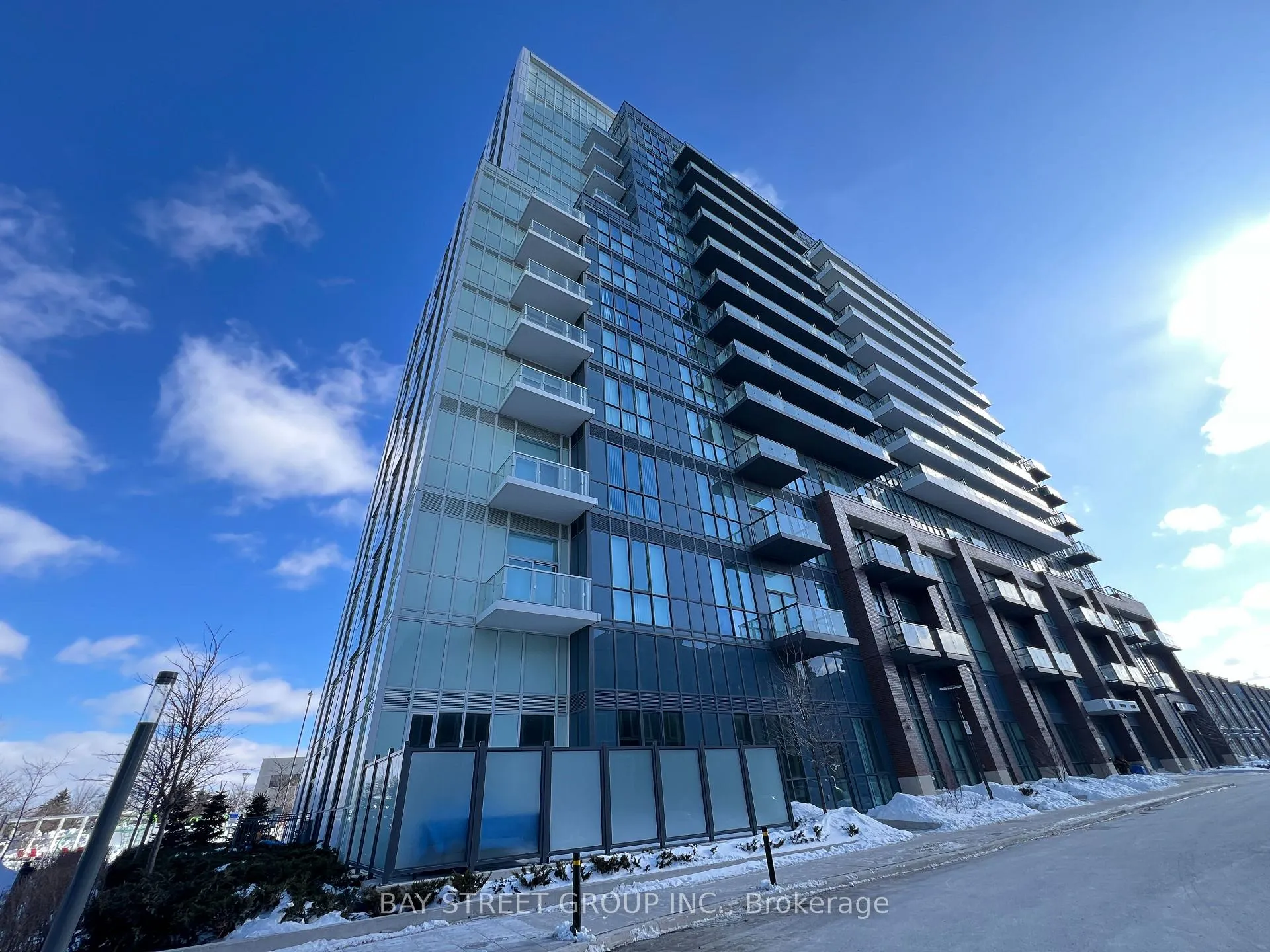 Photo 1 of Unit 511, 60 Honeycrisp Crescent, Vaughan, Vaughan Corporate Centre — HOMEH