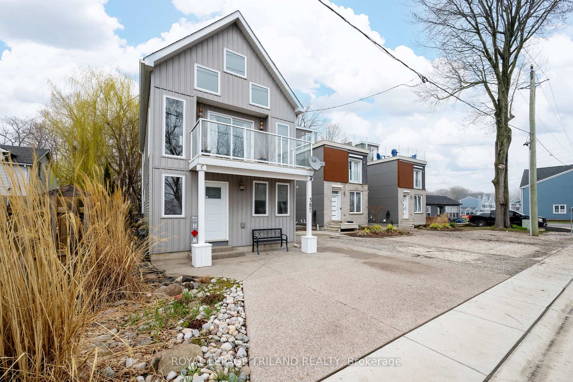 Photo 2 of 387 Front Street, Central Elgin, Port Stanley — HOMEH