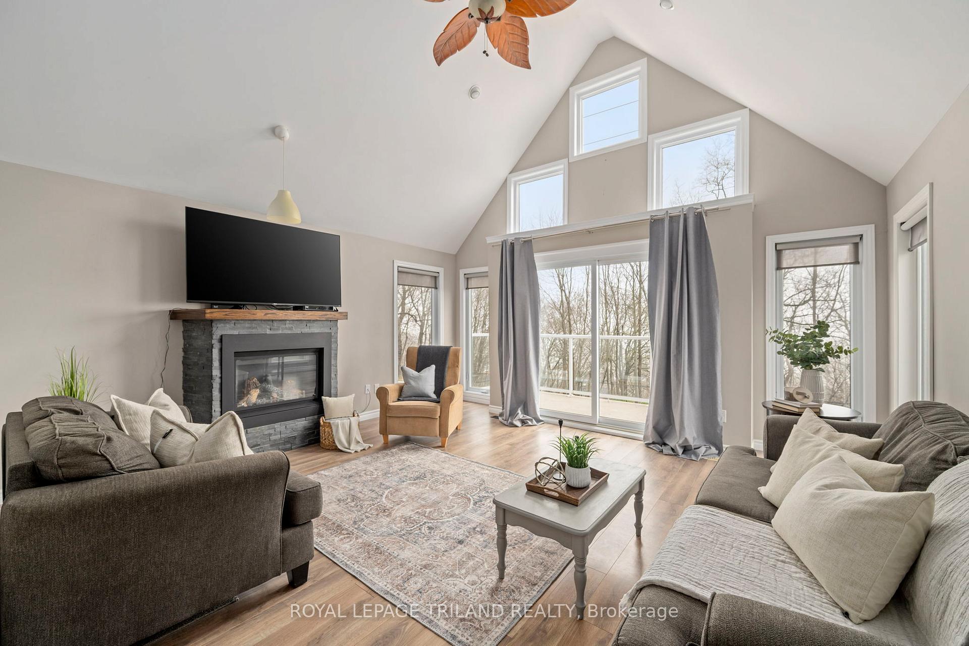 Photo 8 of 387 Front Street, Central Elgin, Port Stanley — HOMEH