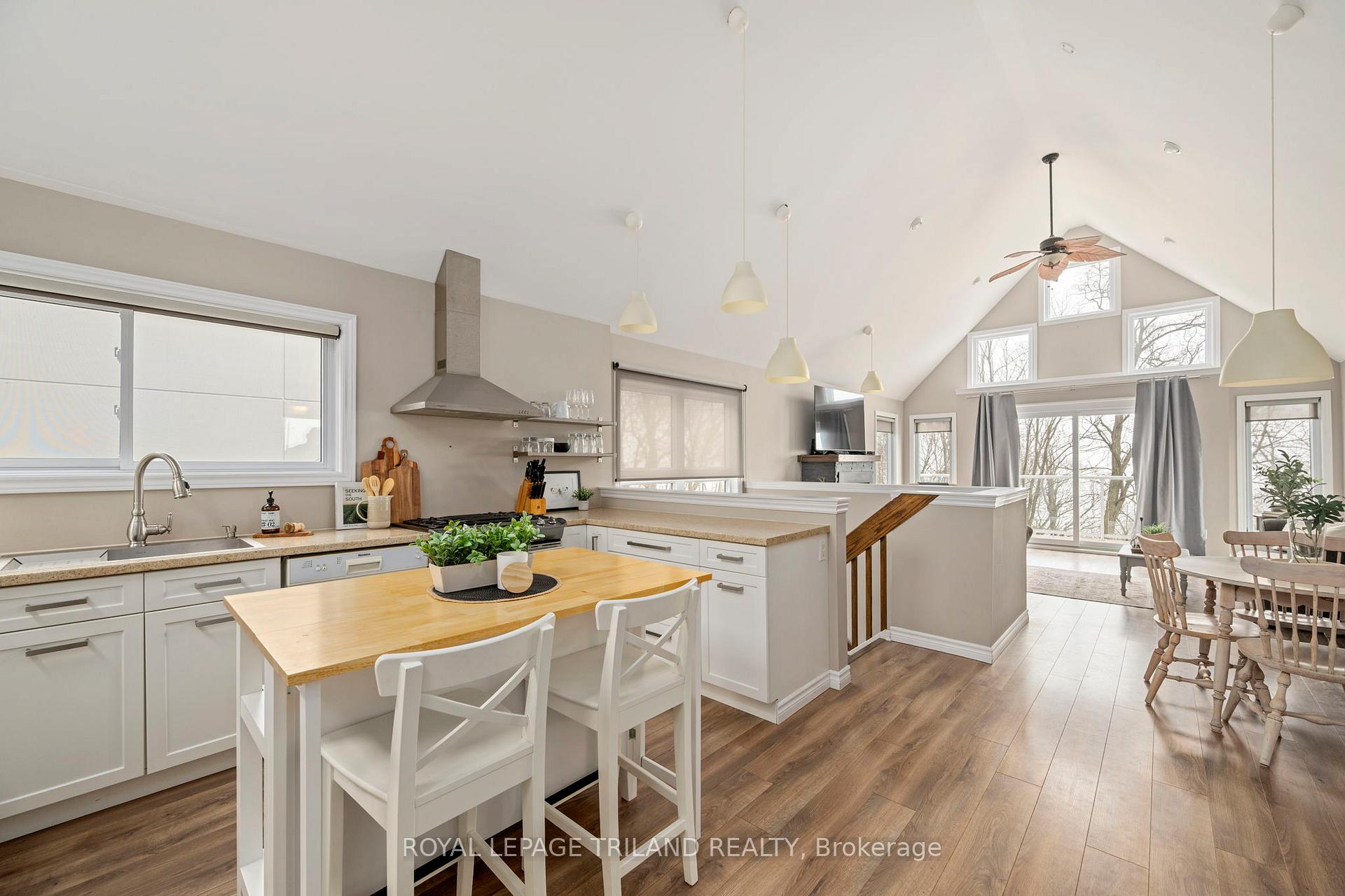 Photo 14 of 387 Front Street, Central Elgin, Port Stanley — HOMEH