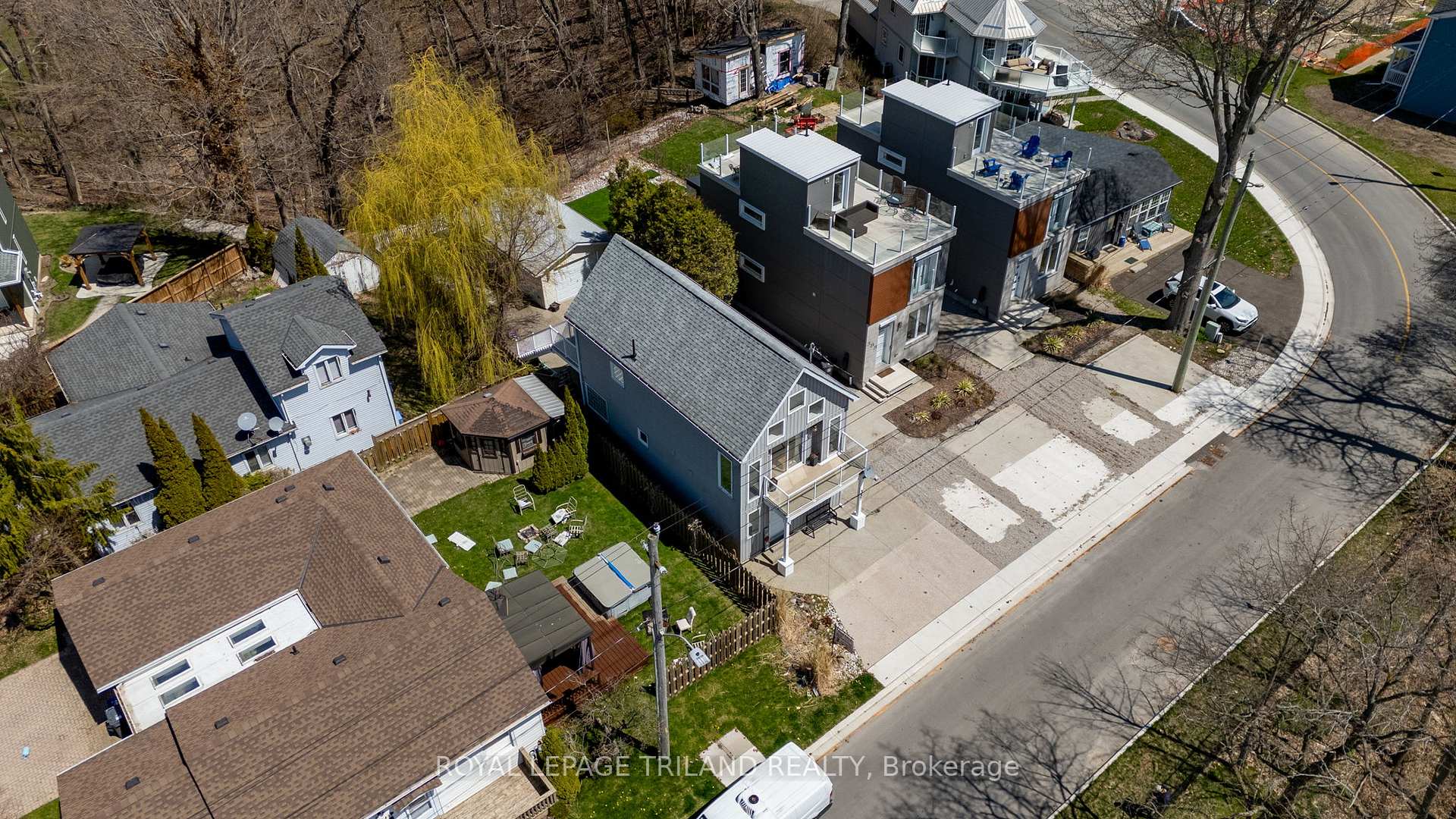 Photo 46 of 387 Front Street, Central Elgin, Port Stanley — HOMEH