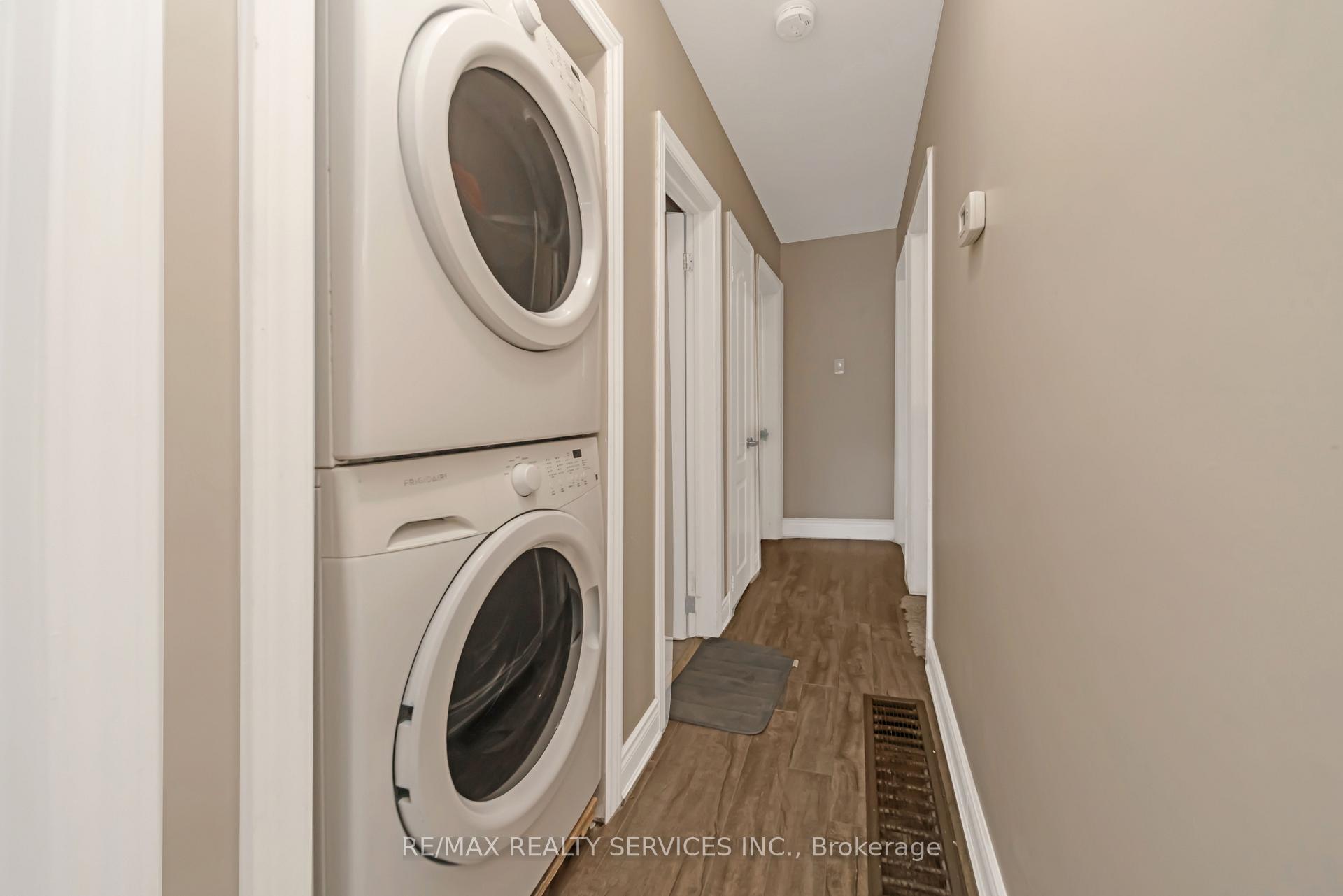 Photo 9 of 26 Windermere Court, Brampton, Northwood Park — HOMEH