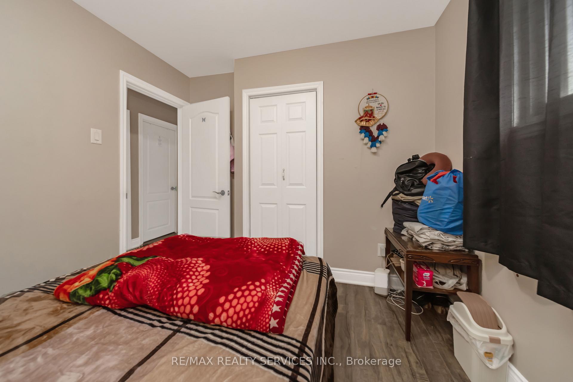 Photo 11 of 26 Windermere Court, Brampton, Northwood Park — HOMEH