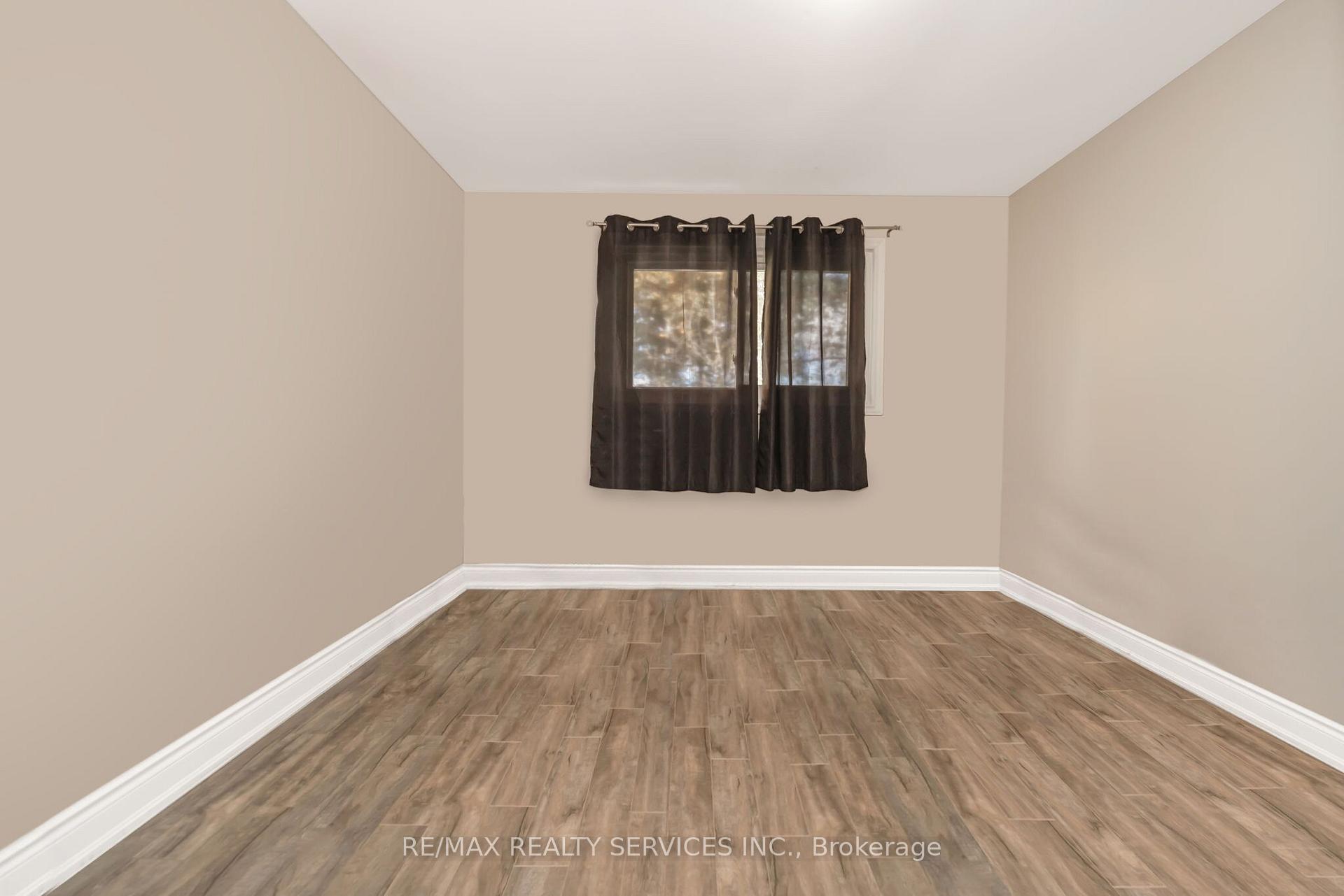 Photo 16 of 26 Windermere Court, Brampton, Northwood Park — HOMEH