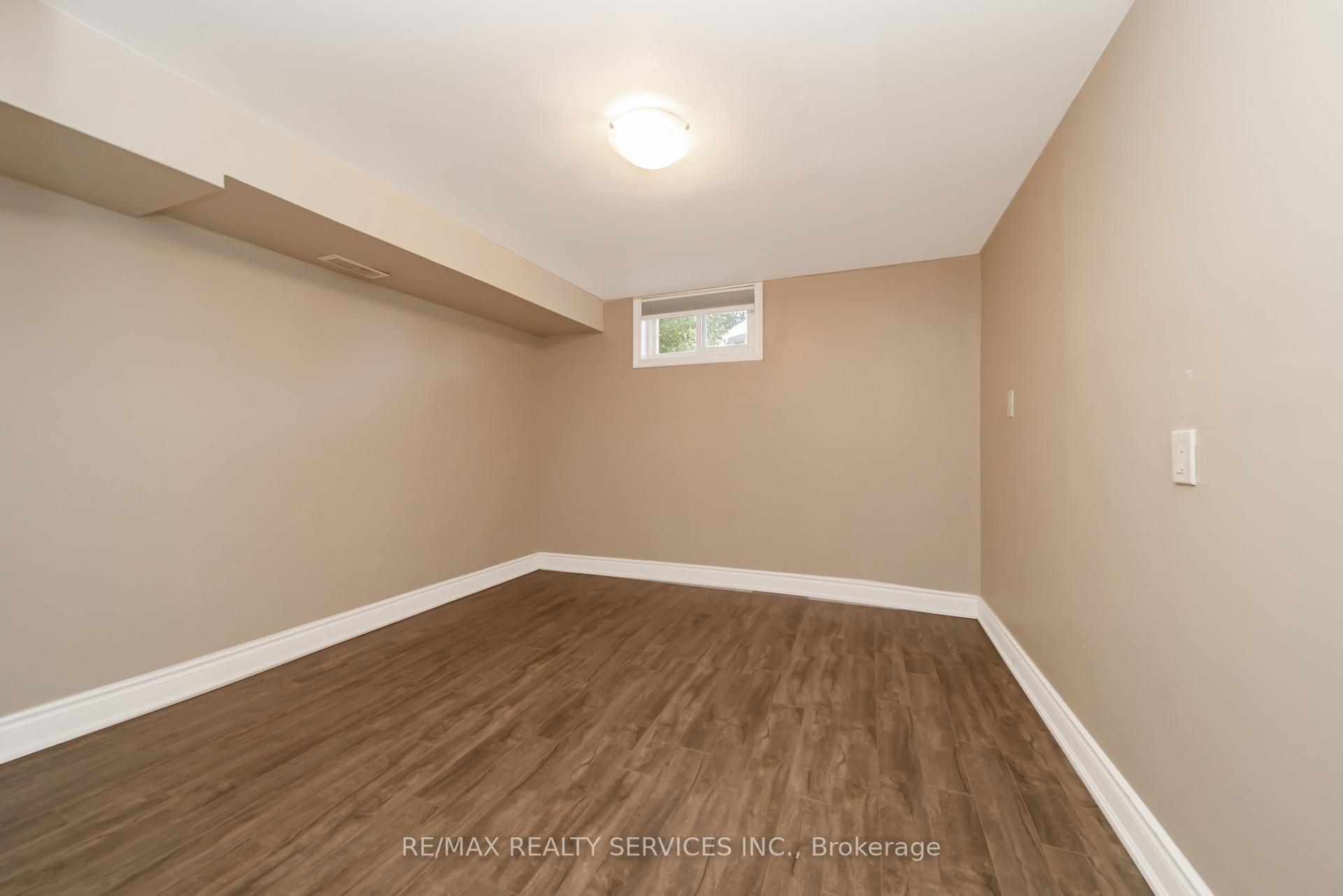 Photo 30 of 26 Windermere Court, Brampton, Northwood Park — HOMEH