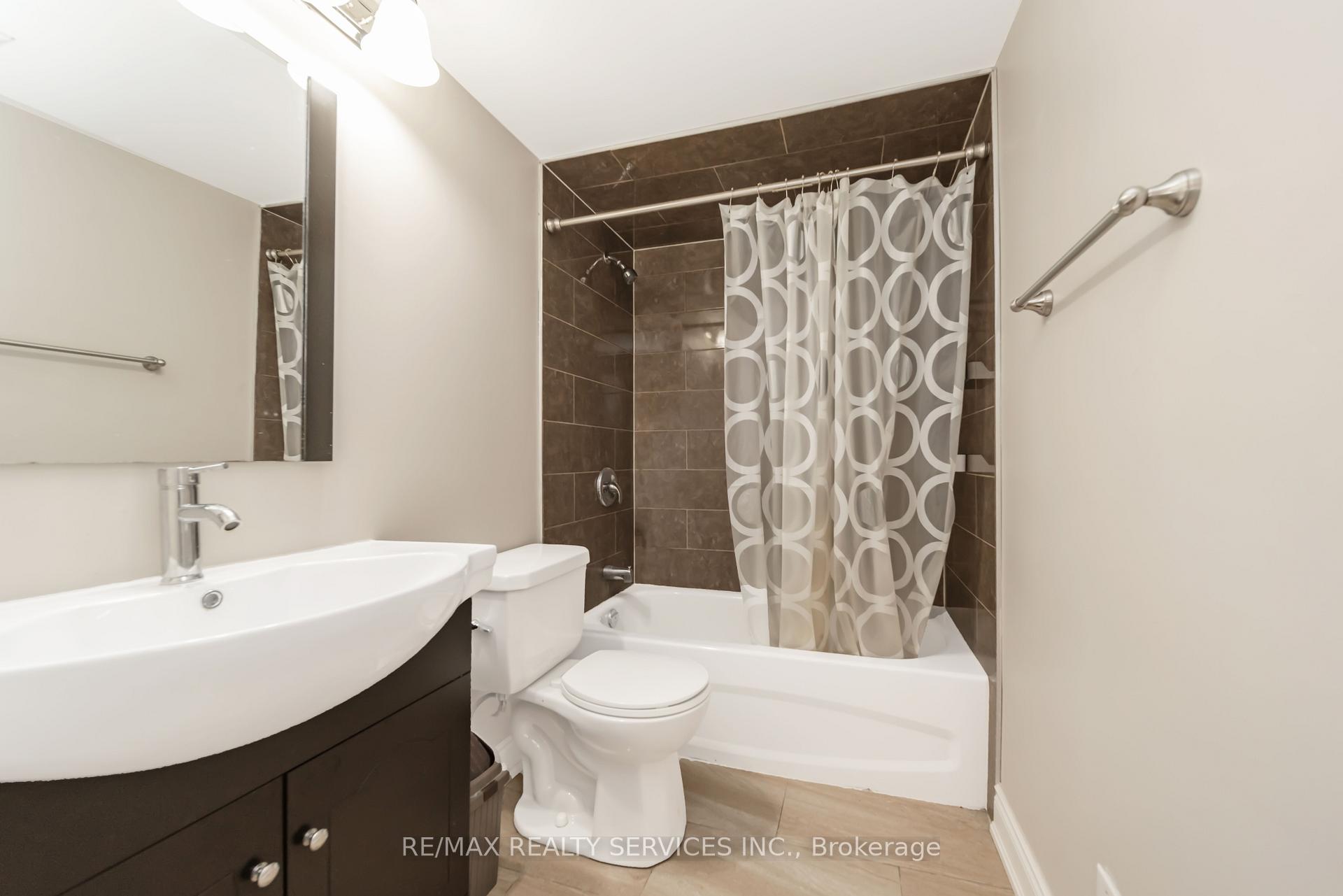 Photo 36 of 26 Windermere Court, Brampton, Northwood Park — HOMEH