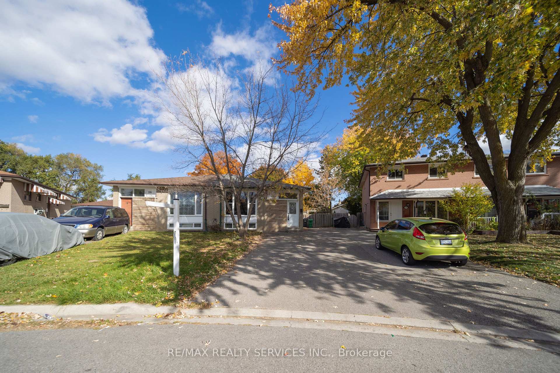Photo 40 of 26 Windermere Court, Brampton, Northwood Park — HOMEH