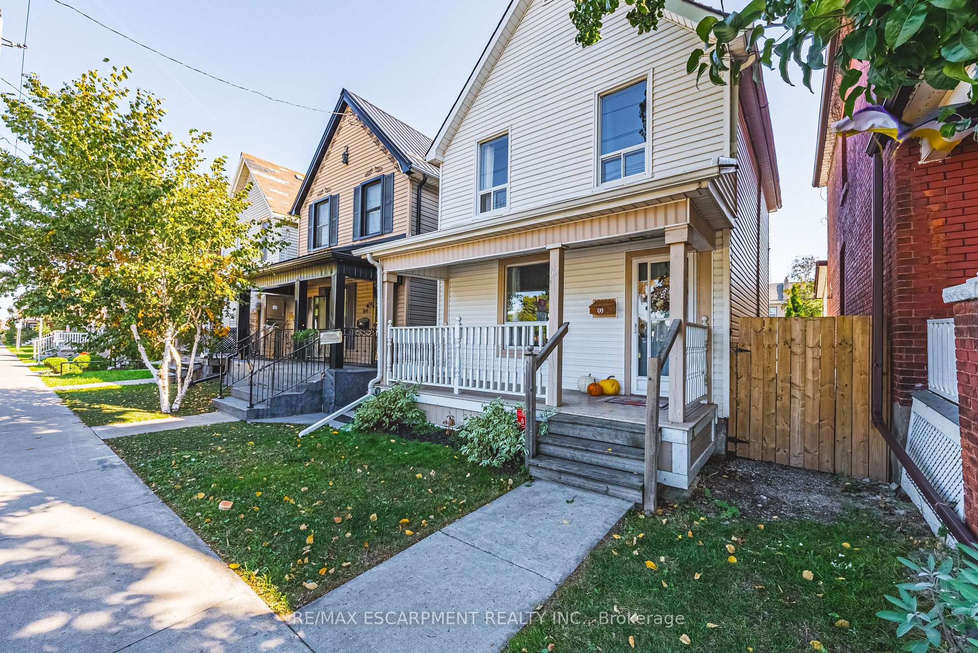 Photo 3 of 62 Birch Avenue, Hamilton, Gibson — HOMEH