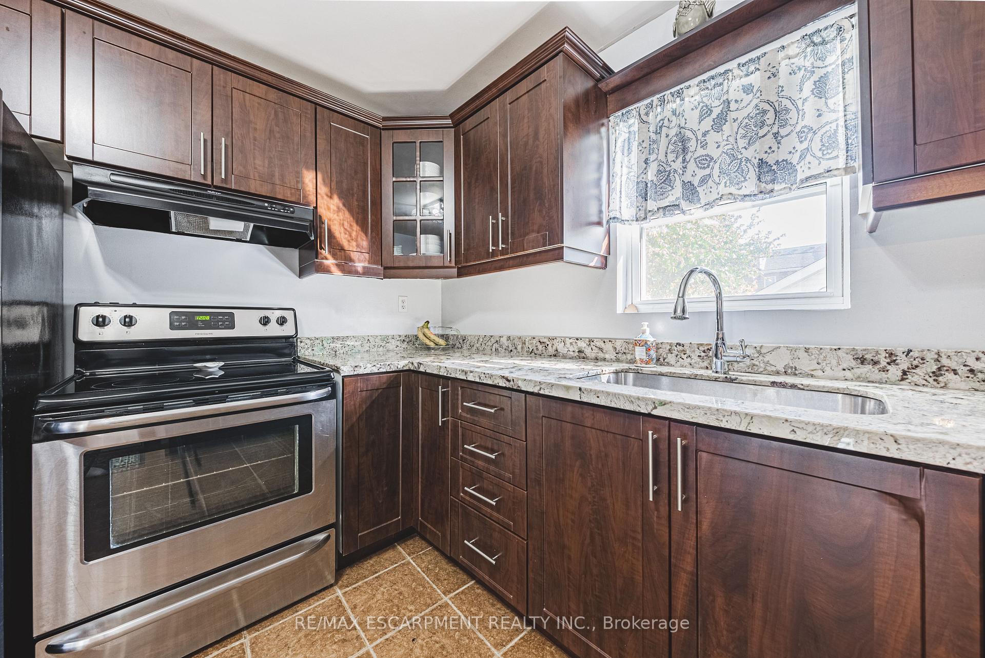 Photo 18 of 62 Birch Avenue, Hamilton, Gibson — HOMEH