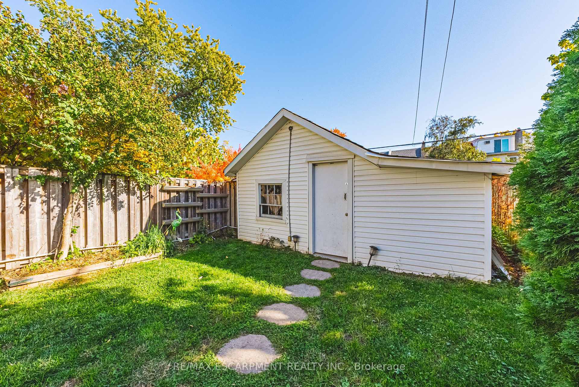 Photo 33 of 62 Birch Avenue, Hamilton, Gibson — HOMEH