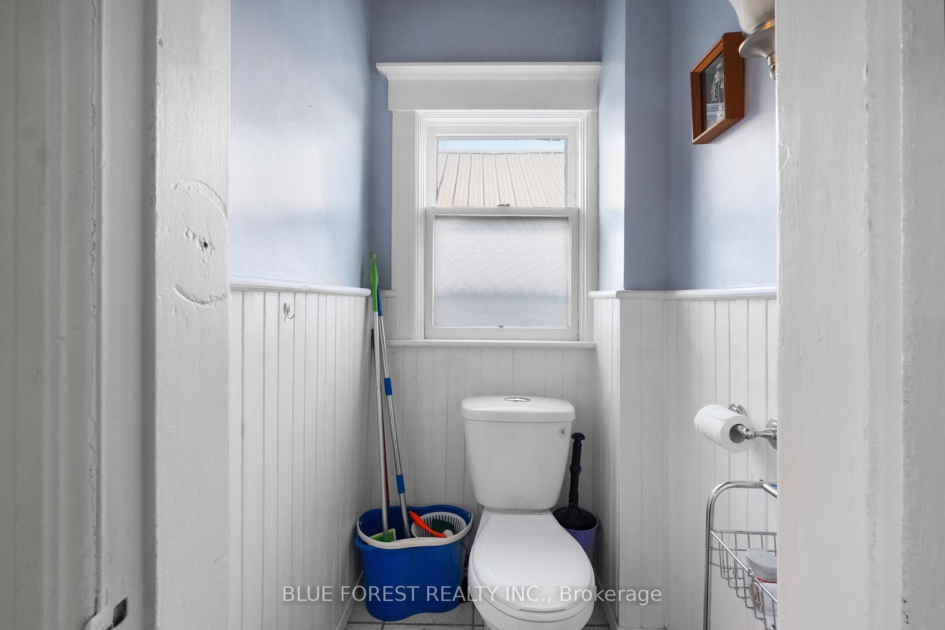 Photo 15 of 37 John Street, St. Thomas — HOMEH